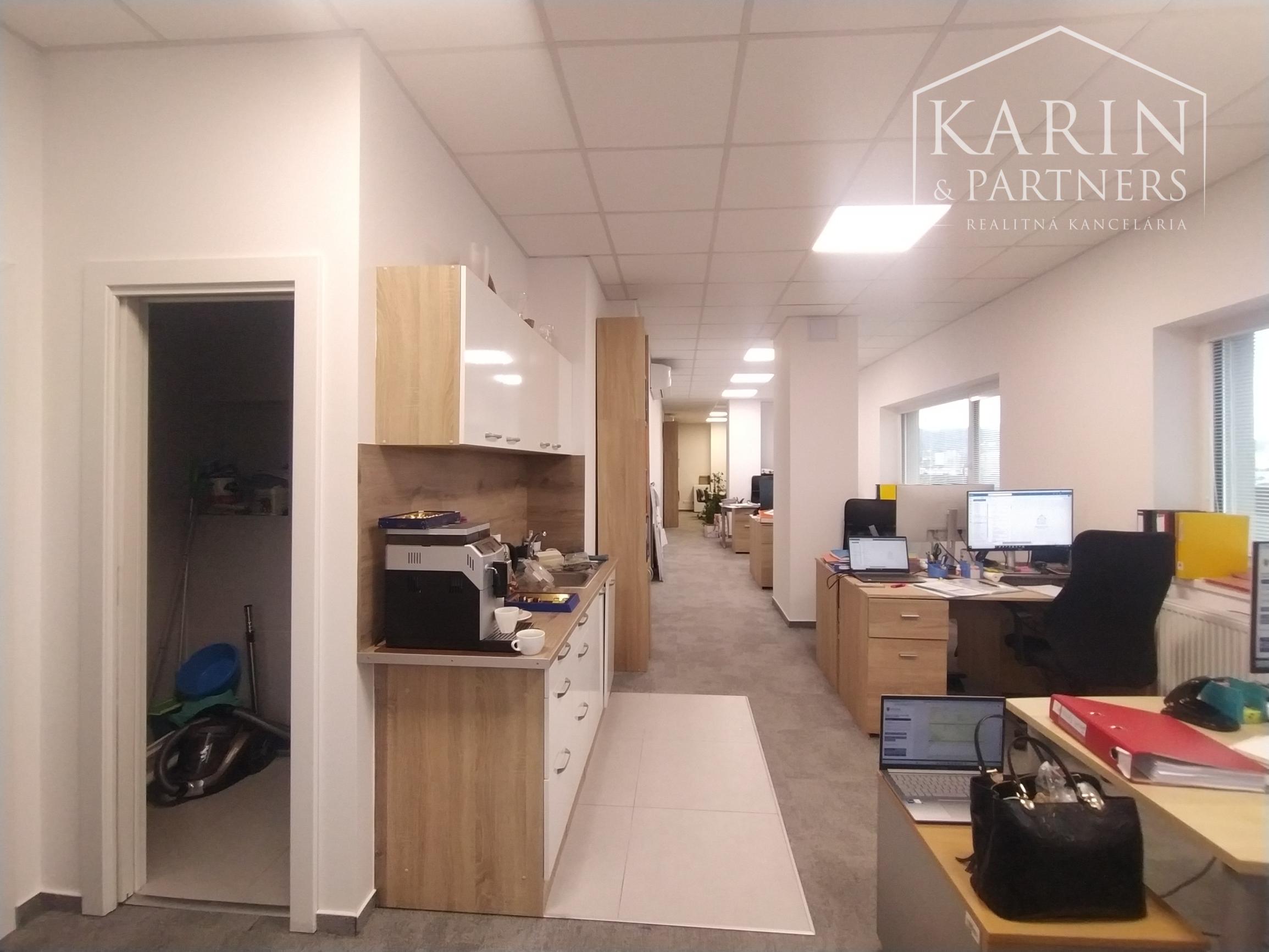 Prenájom klimatizovaný viacúčelový priestor 80 m2 s kuchynkou/ WC/ sprchou + sklad 6m2, BA IV., Dúbravka.