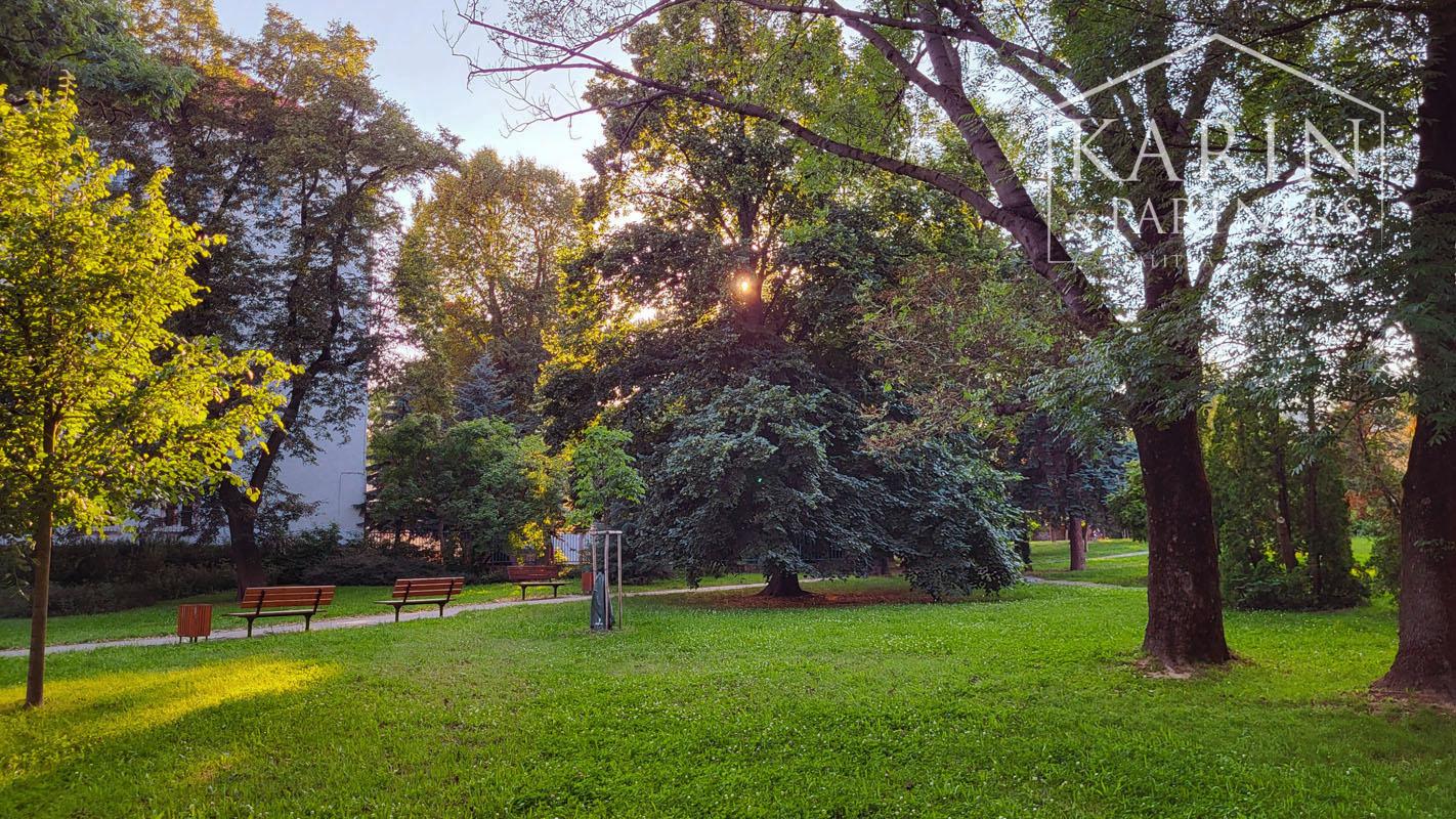 2-izbový byt v parku v širšom centre Modry