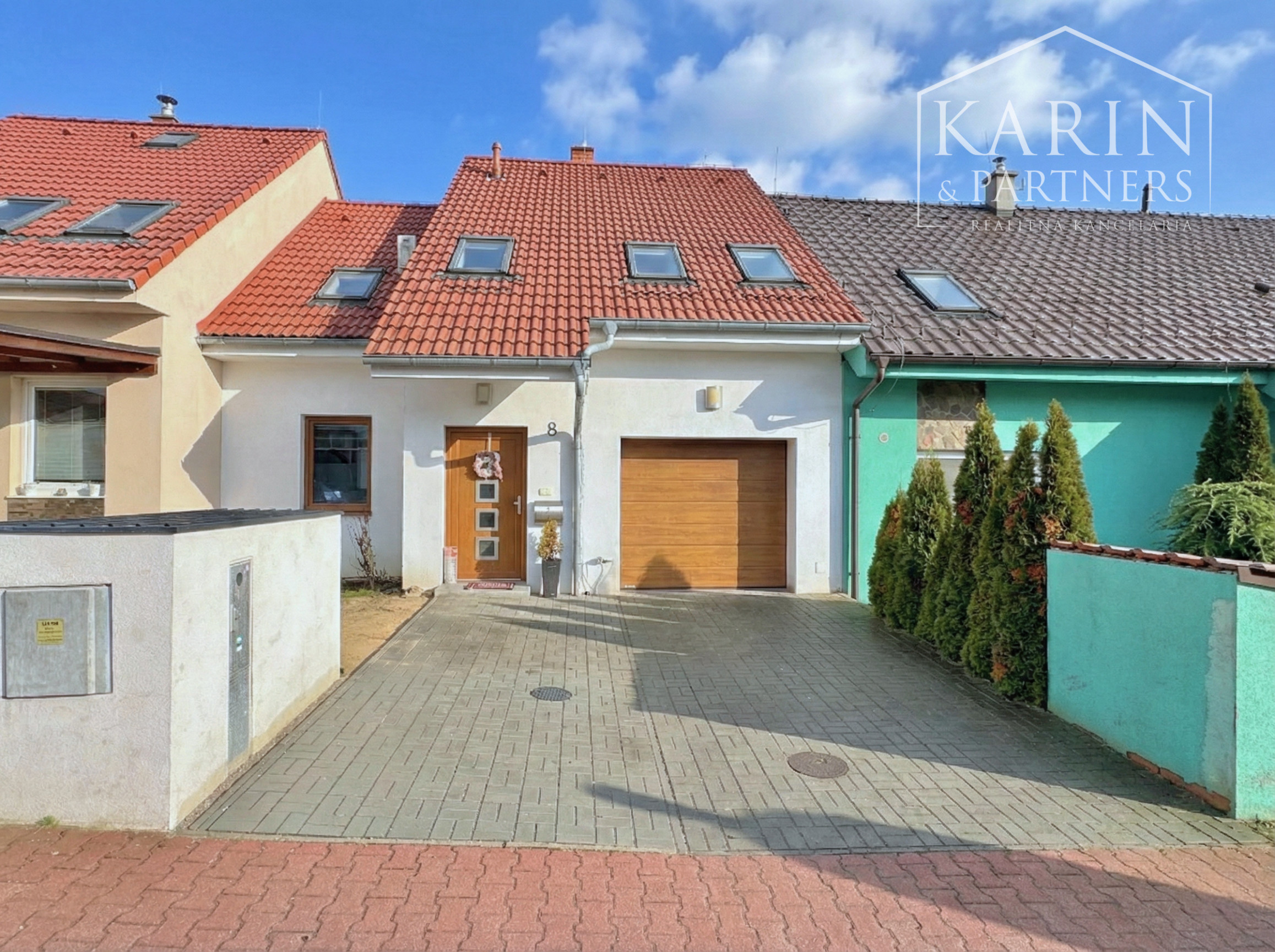 Váš nový domov bez starostí: Krásny poschodový dom z roku 2011 v obľúbenej lokalite Krivé Kúty