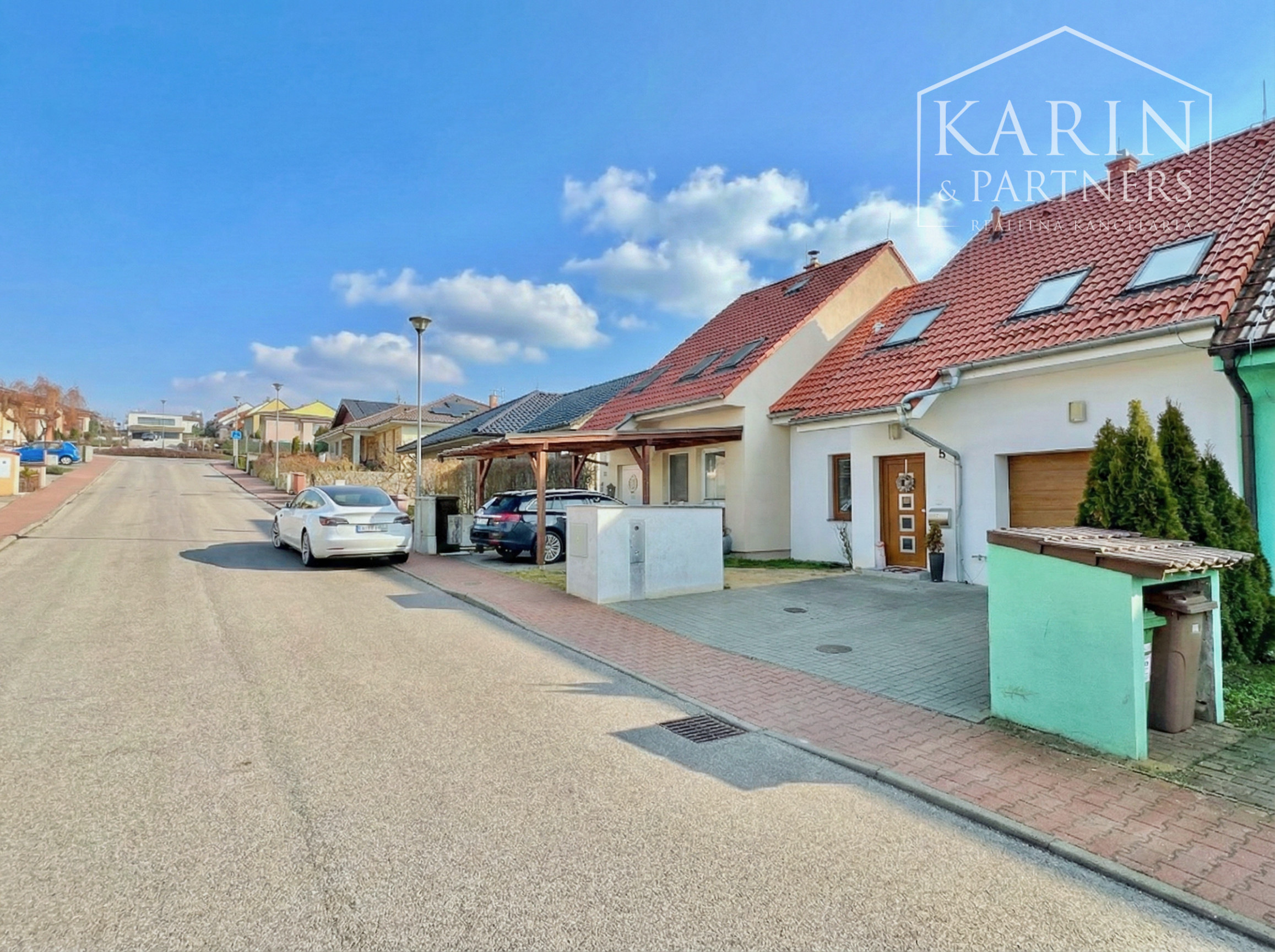 Váš nový domov bez starostí: Krásny poschodový dom z roku 2011 v obľúbenej lokalite Krivé Kúty