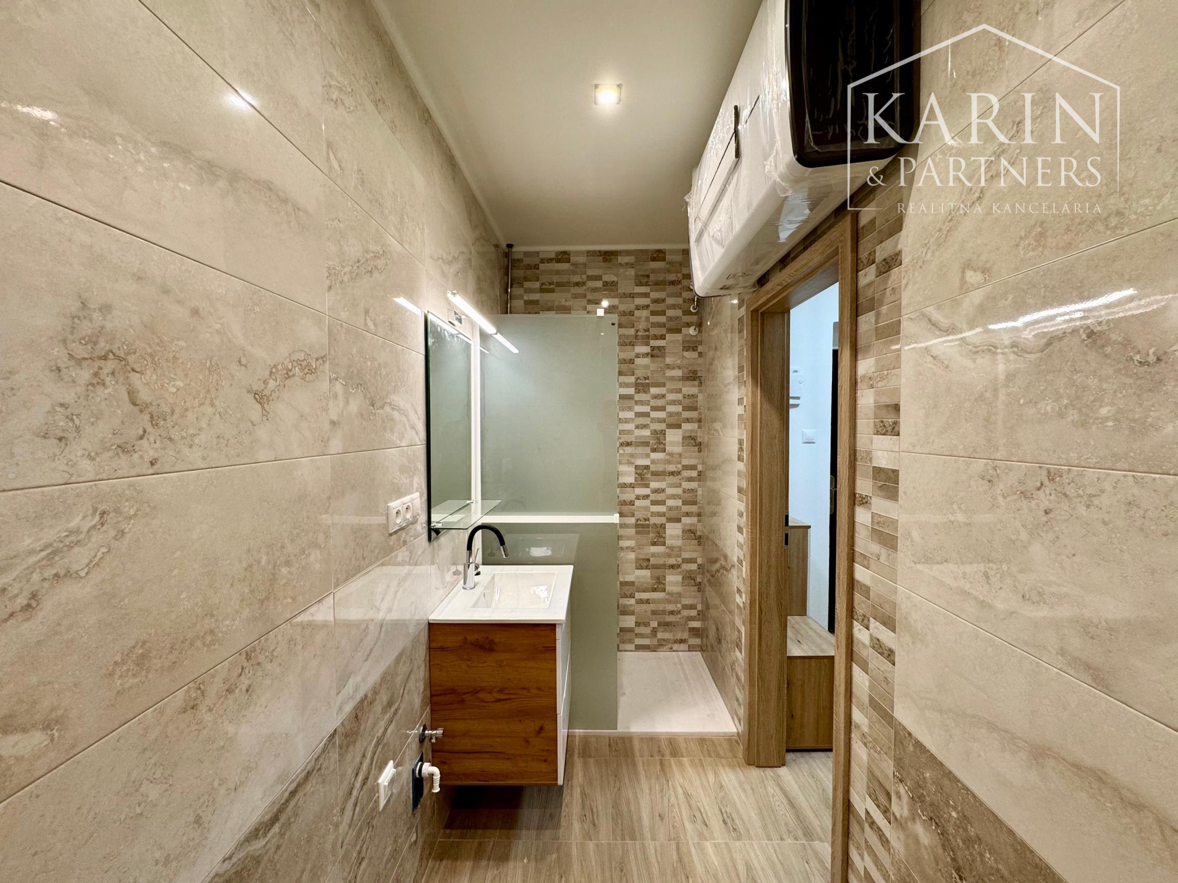 PRENÁJOM LUXUSNÉHO 1-IZBOVÉHO BYTU V HOLÍČI