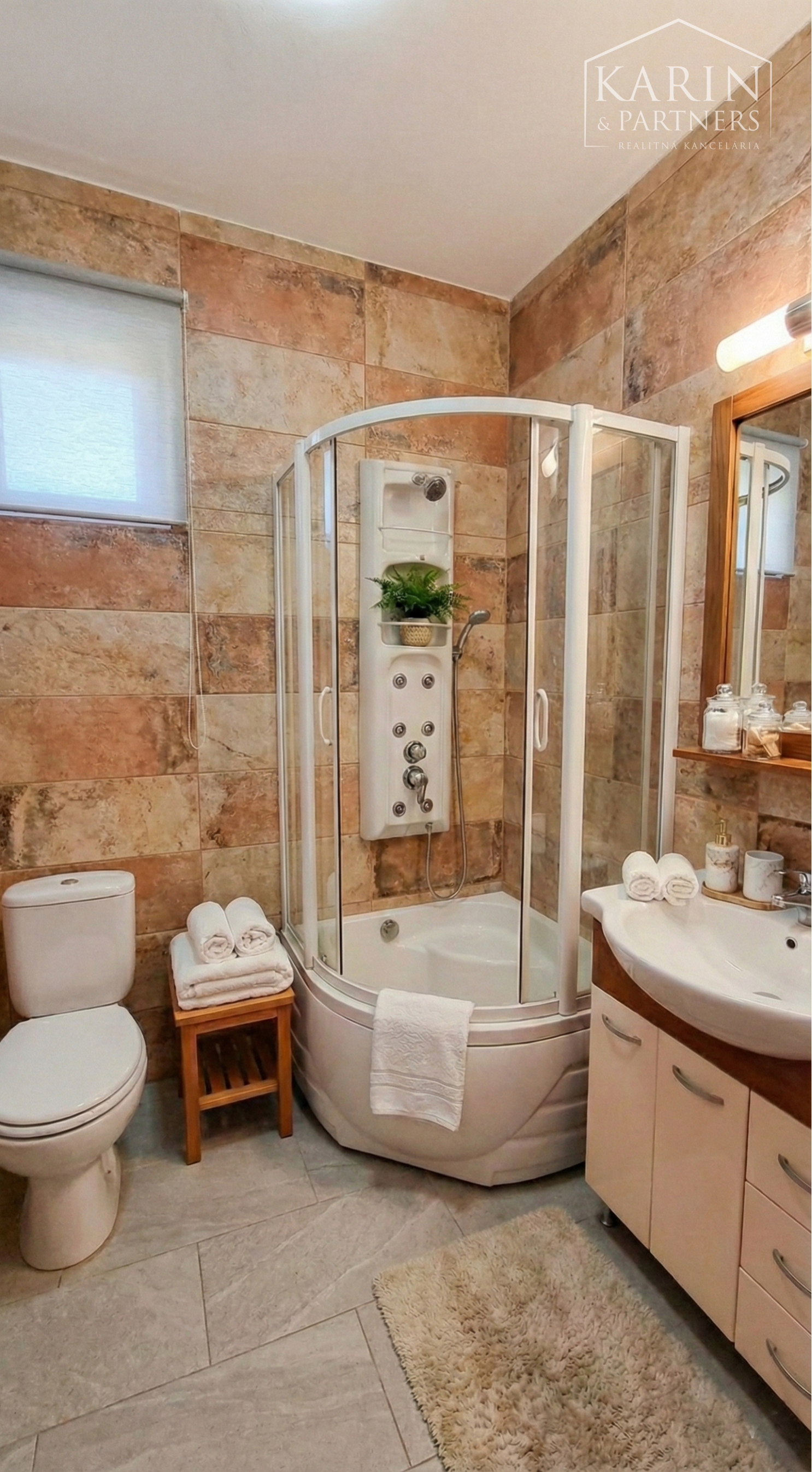 Exkluzívne: Rodinný dom Vinodol, 4-izbový, / Nitra 15km /