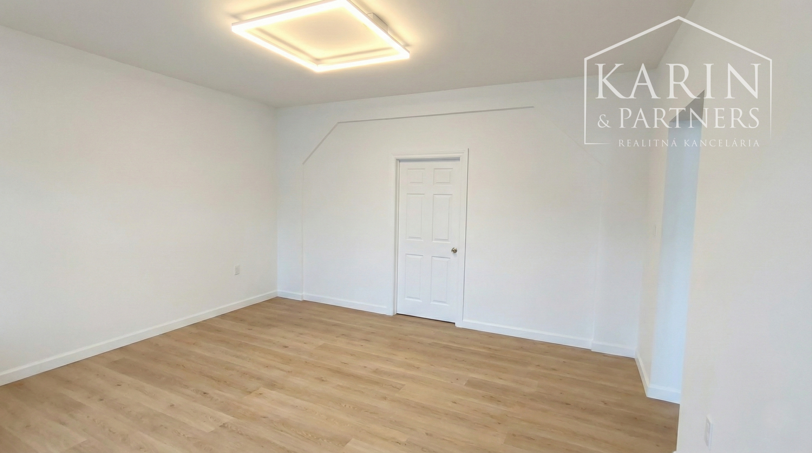 Exkluzívne: Rodinný dom Vinodol, 4-izbový, / Nitra 15km /