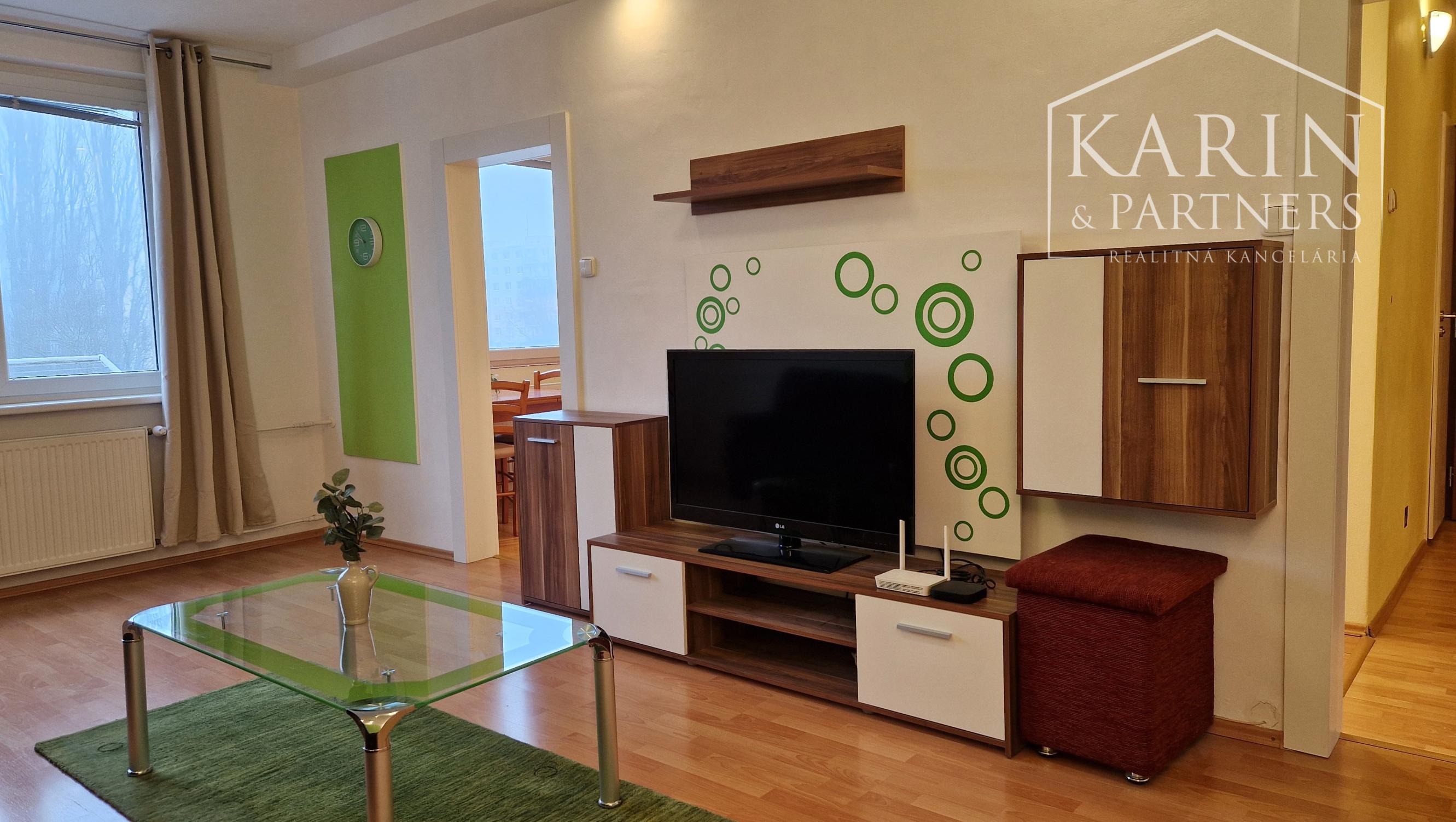 PRIESTRANNÝ 2-IZBOVÝ BYT V RUŽINOVE – UL. ANDREJA MRÁZA