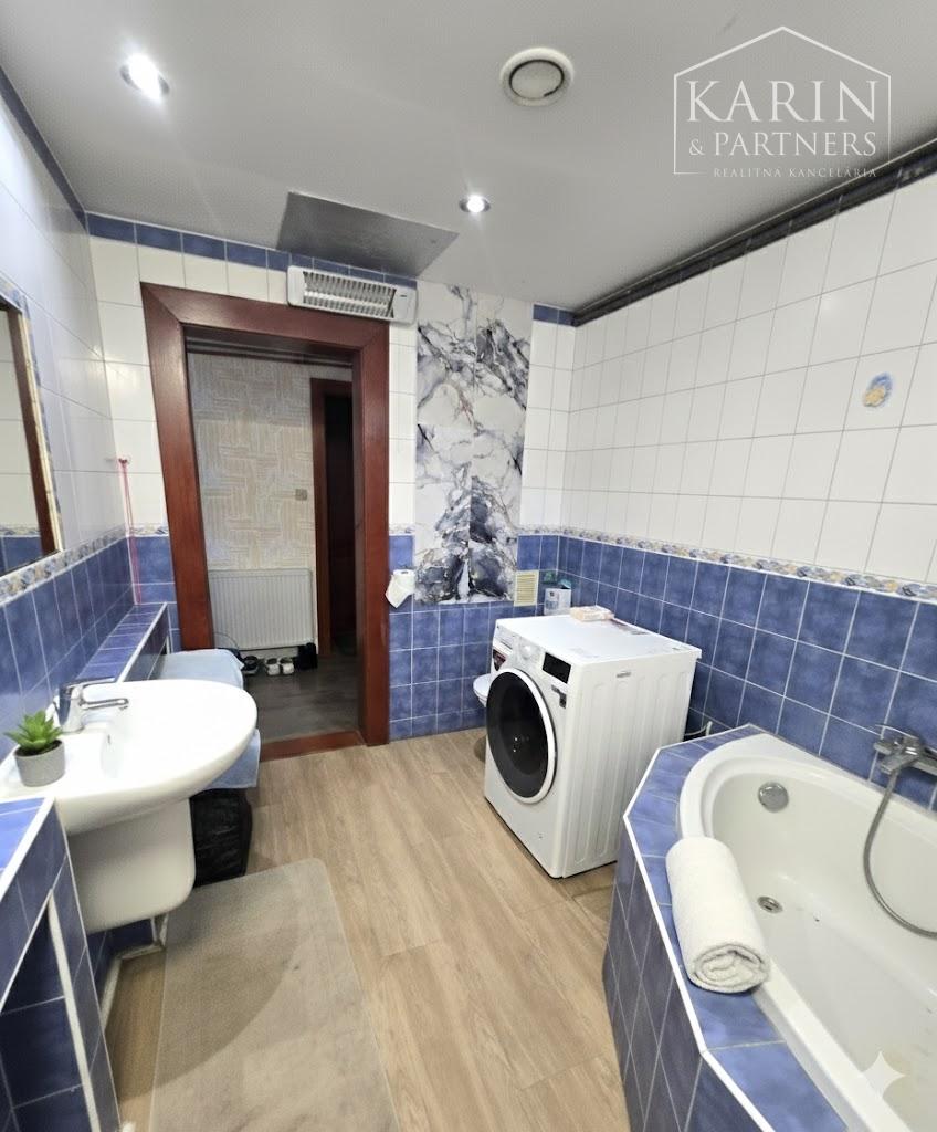 Predaj – rodinný dom s pozemkom 1713 m2 – Štvrtok na Ostrove – okr. DS.