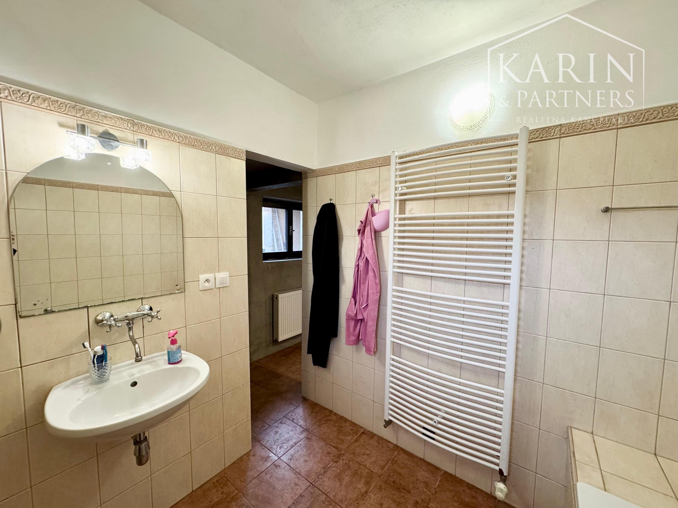 POKOJNÉ BÝVANIE NA ZÁHORÍ: DOM RADIMOV