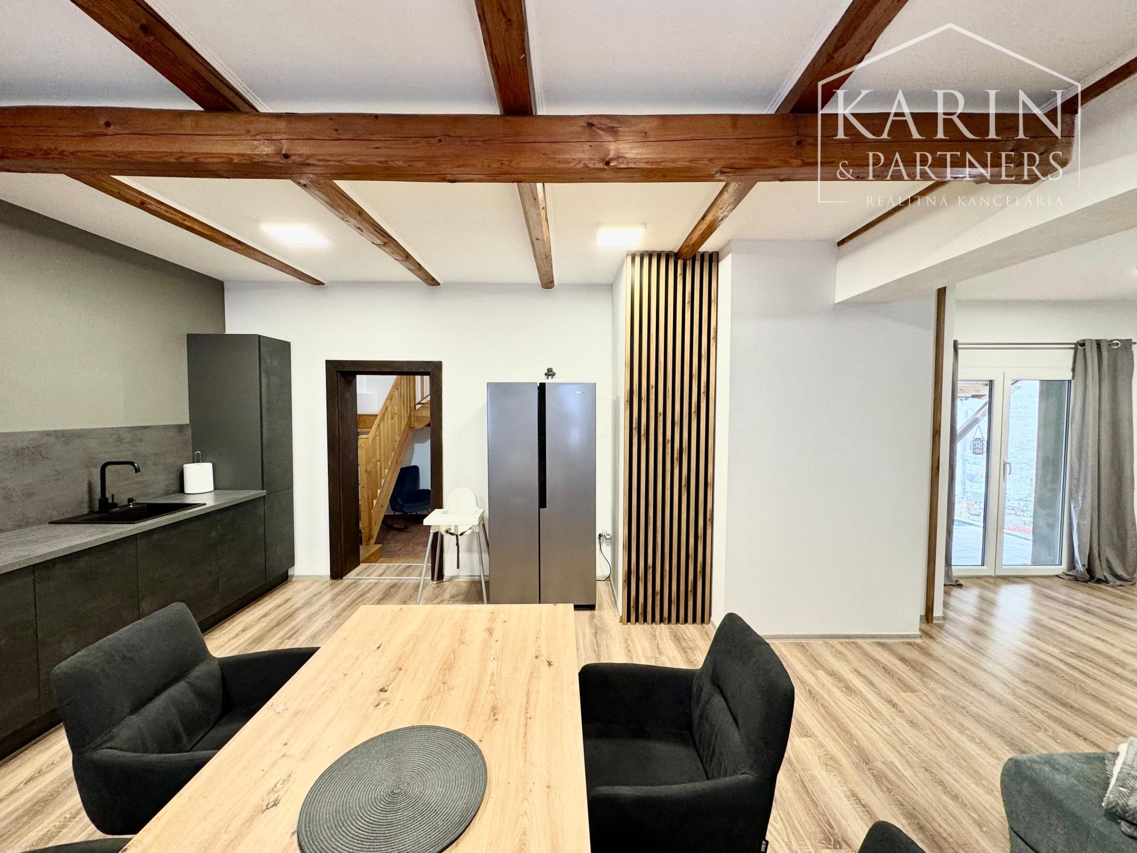 POKOJNÉ BÝVANIE NA ZÁHORÍ: DOM RADIMOV