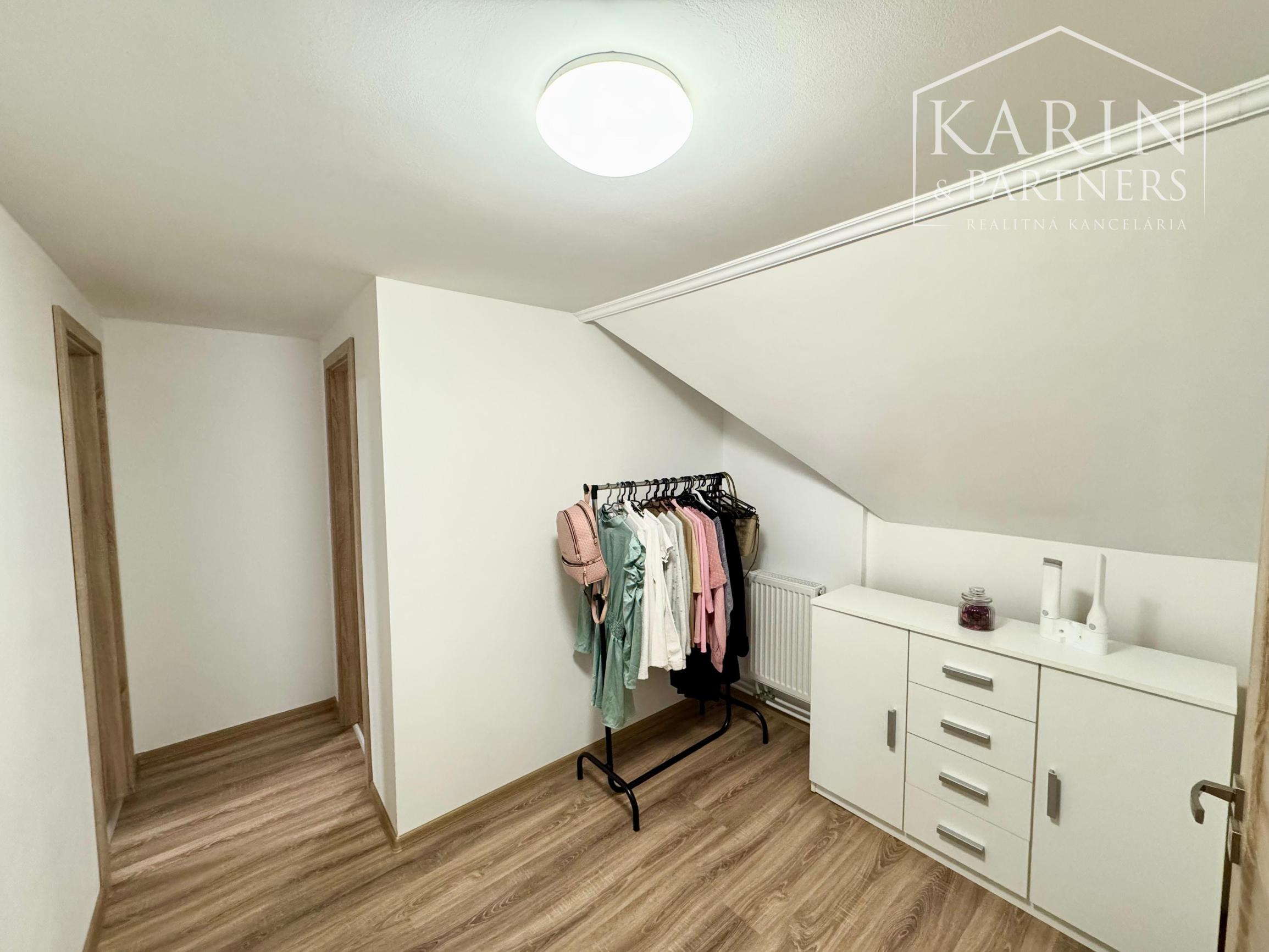 POKOJNÉ BÝVANIE NA ZÁHORÍ: DOM RADIMOV