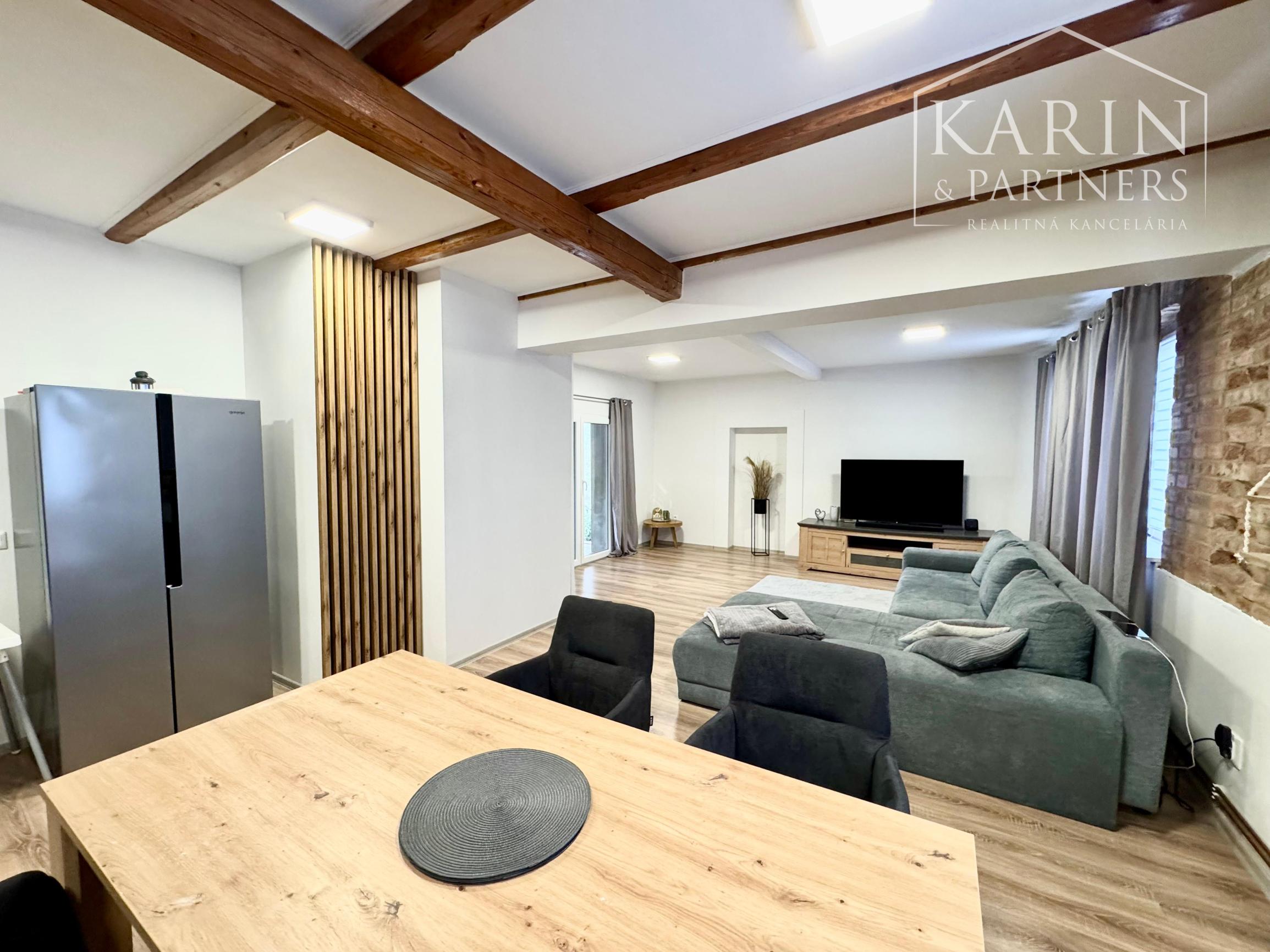 POKOJNÉ BÝVANIE NA ZÁHORÍ: DOM RADIMOV