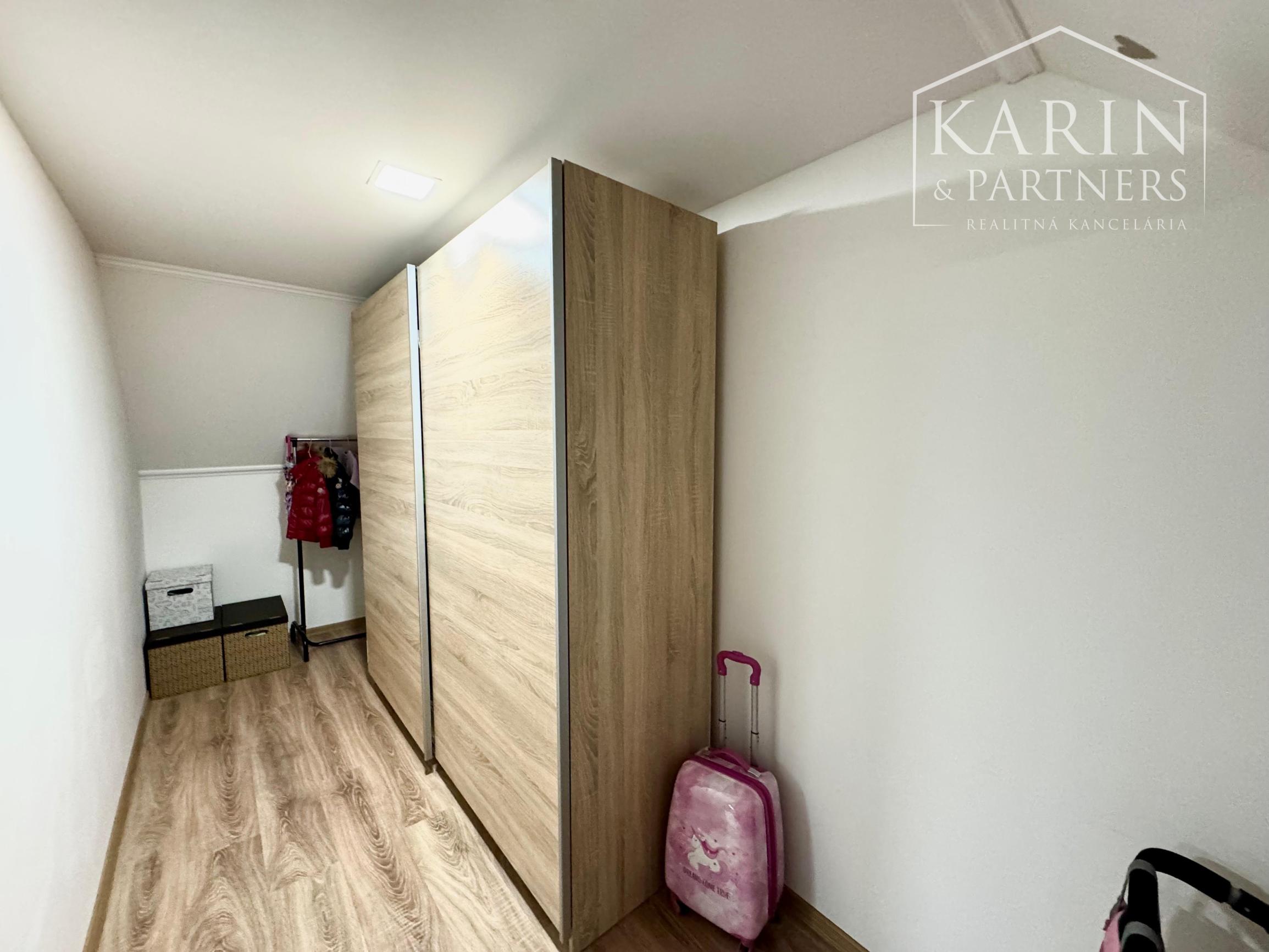 POKOJNÉ BÝVANIE NA ZÁHORÍ: DOM RADIMOV