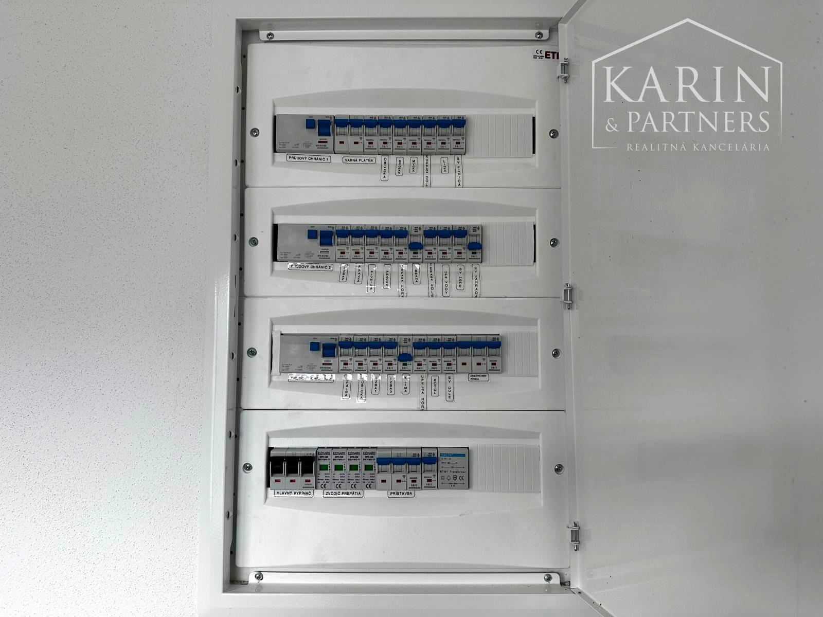 5-izbový dom na 25-árovom pozemku s nádychom histórie a absolútnym tichom