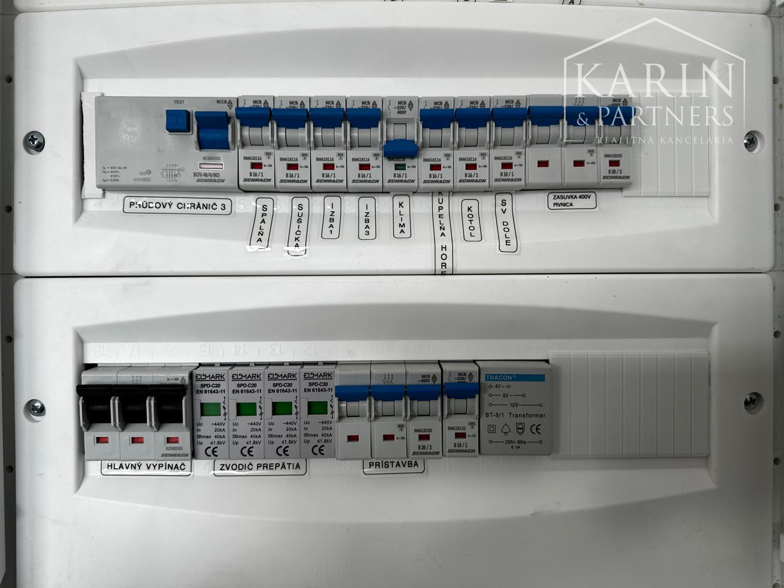 5-izbový dom na 25-árovom pozemku s nádychom histórie a absolútnym tichom