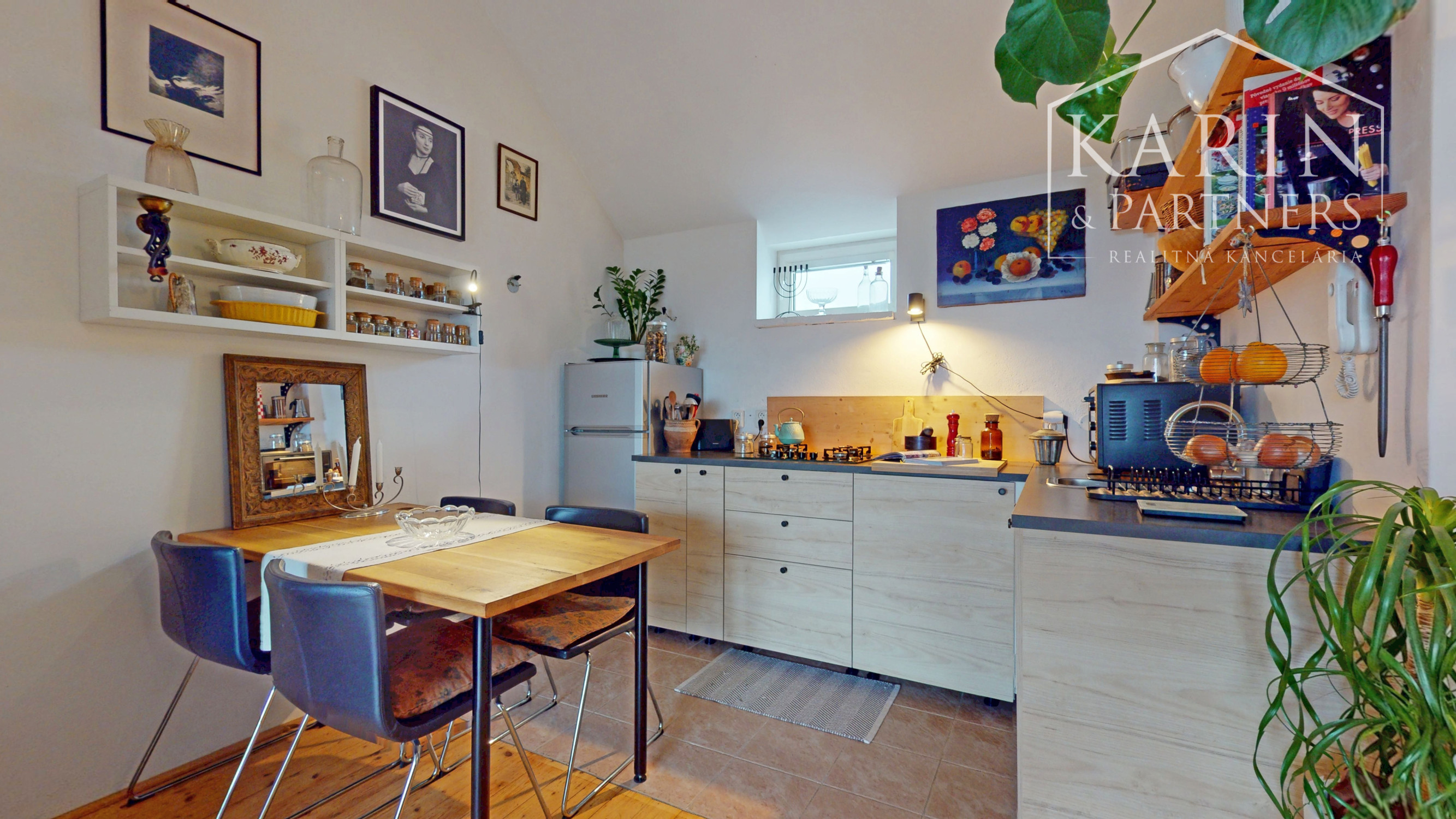 Na predaj 2 izbový staromestský byt v BA-Staré Mesto, ul. Žilinská