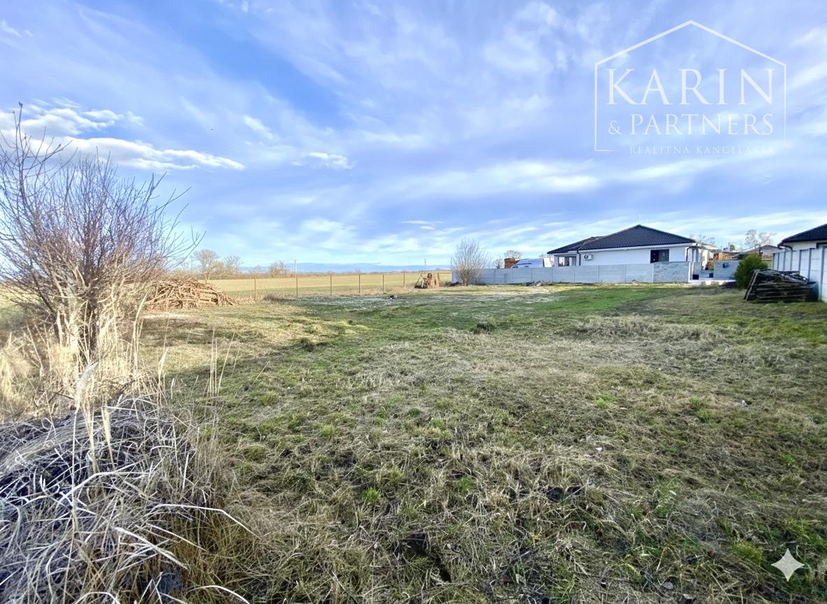 Stavebný pozemok – Galanta, časť Kolónia, 888 m2