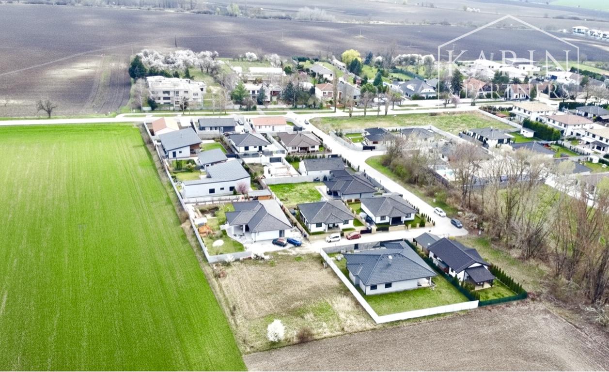 Stavebný pozemok – Galanta, časť Kolónia, 888 m2