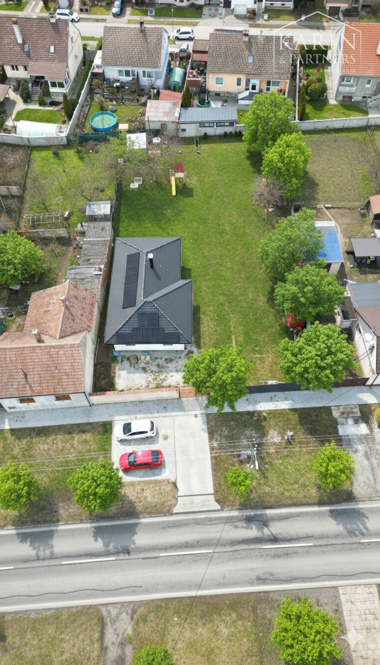 PREDAJ: STAVEBNÝ POZEMOK SO SIEŤAMI