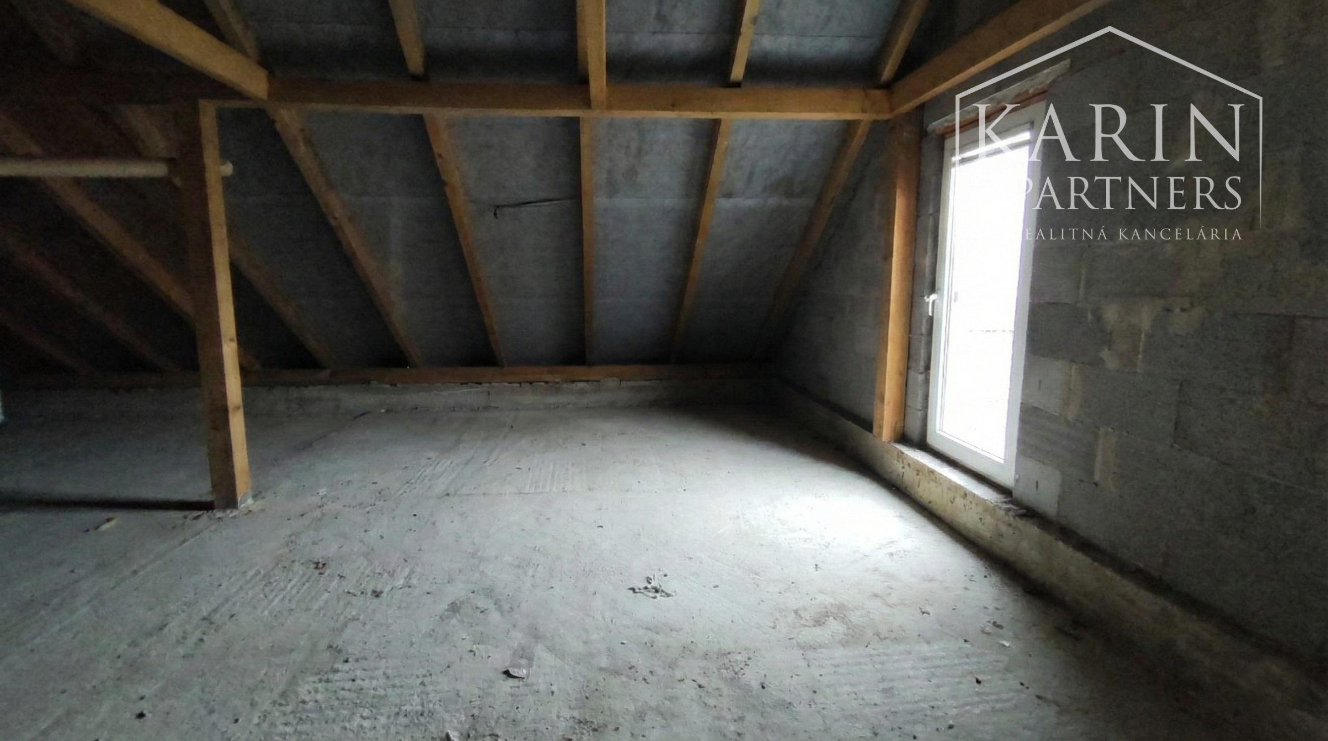 Rodinný dom po rekonštrukcii Dvory nad Žitavou