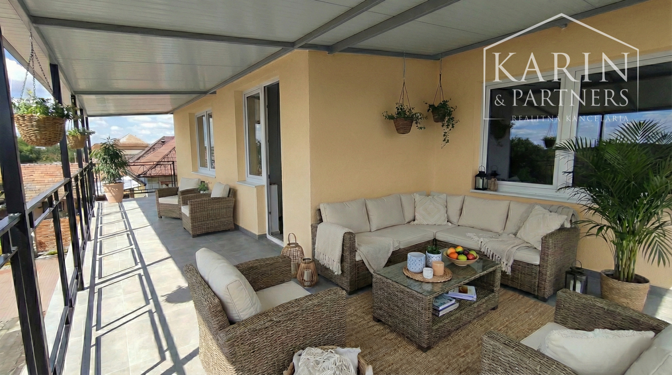 Priestranný 7 izb. rodinný dom - 6 km od NZ / ZNÍŽENÁ CENA !