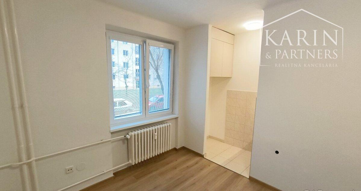 Predaj garsónky po čiastočnej rekonštrukcii – Štrkovec, Ružinov