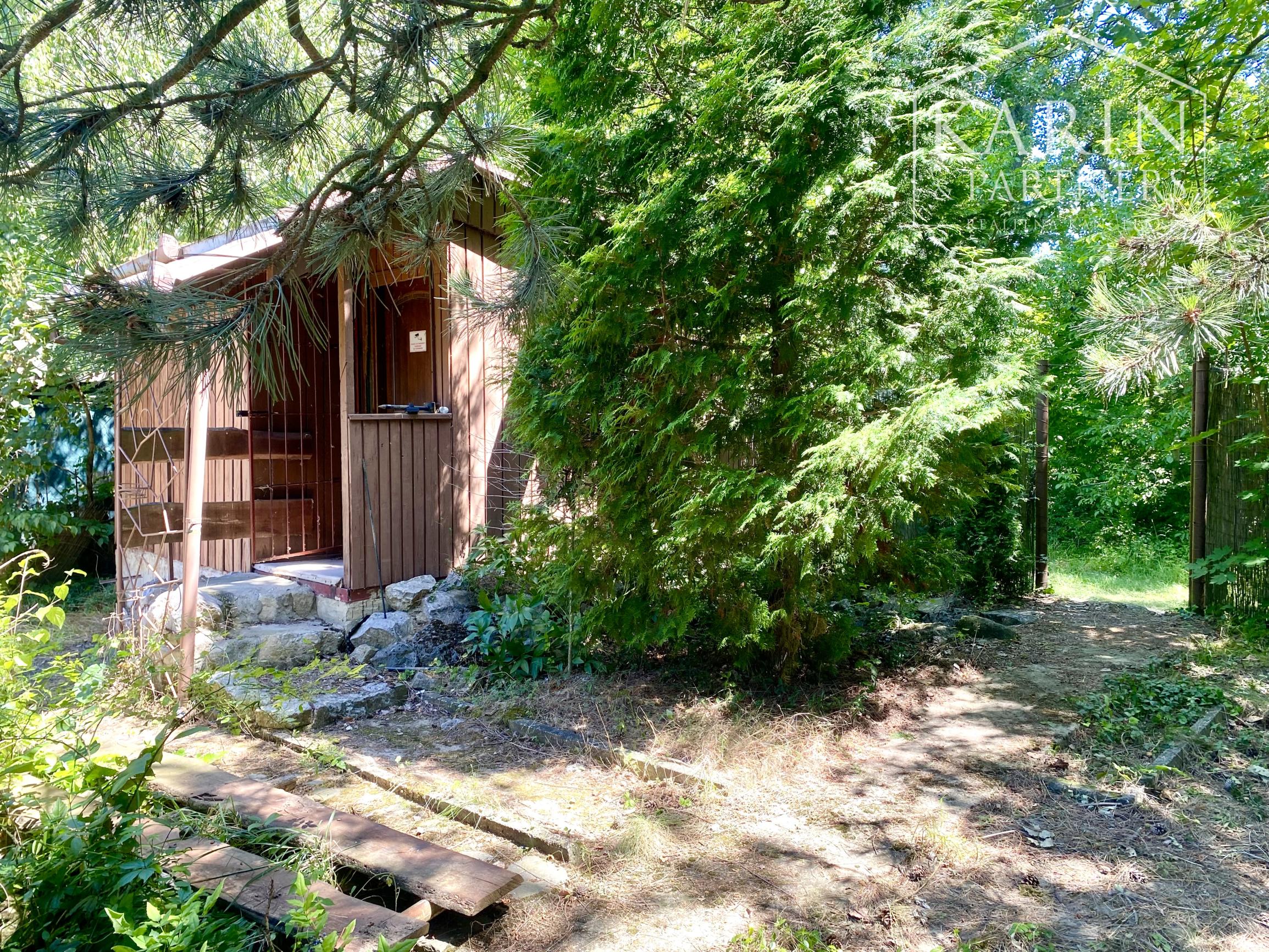 JEDINEČNÁ PRÍLEŽITOSŤ: ZÁHRADA V BLÍZKOSTI LESA SEREĎ