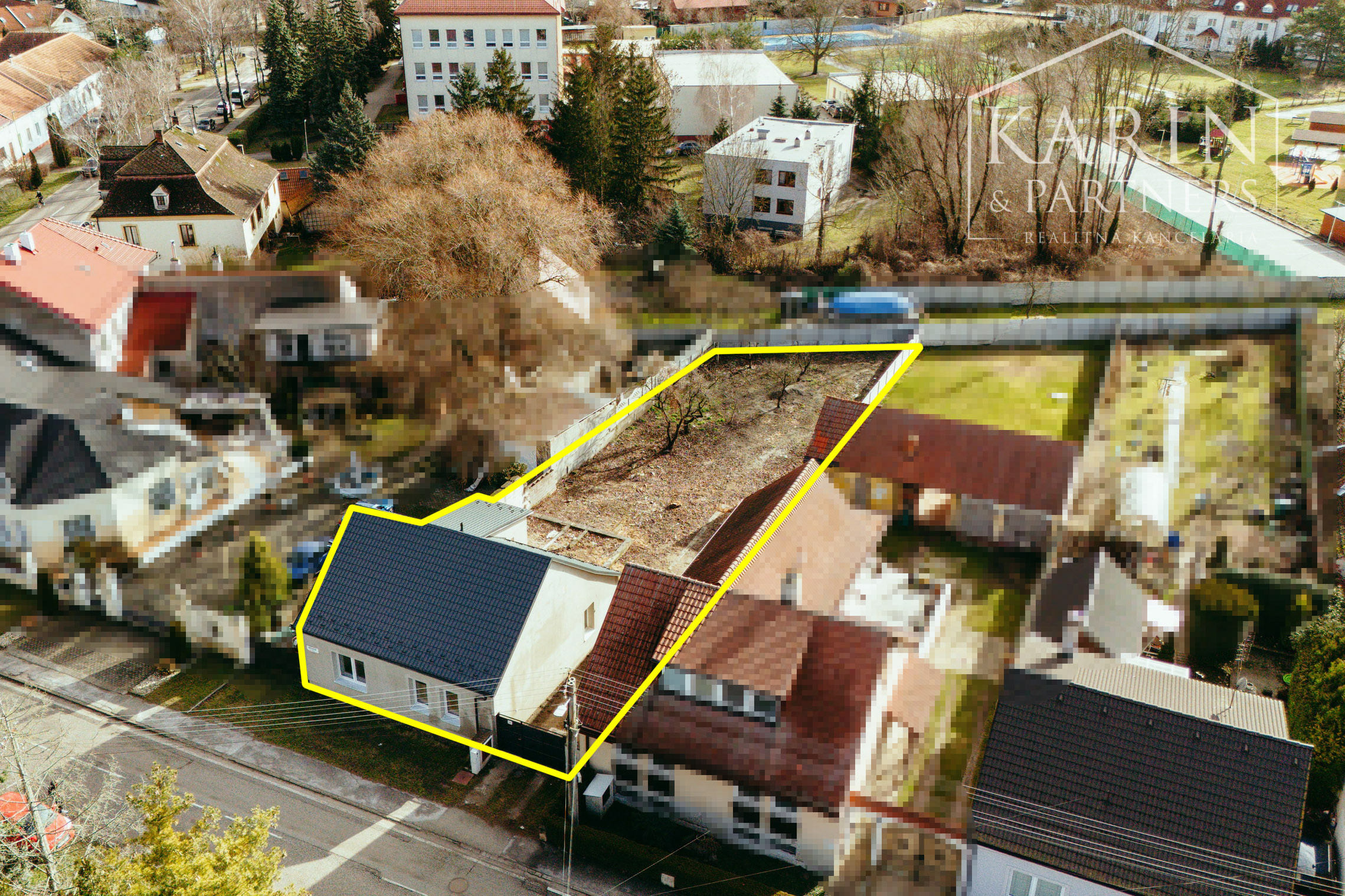 Kompletne zrekonštruovaný 4i rodinný dom v meste Šaštín-Stráže