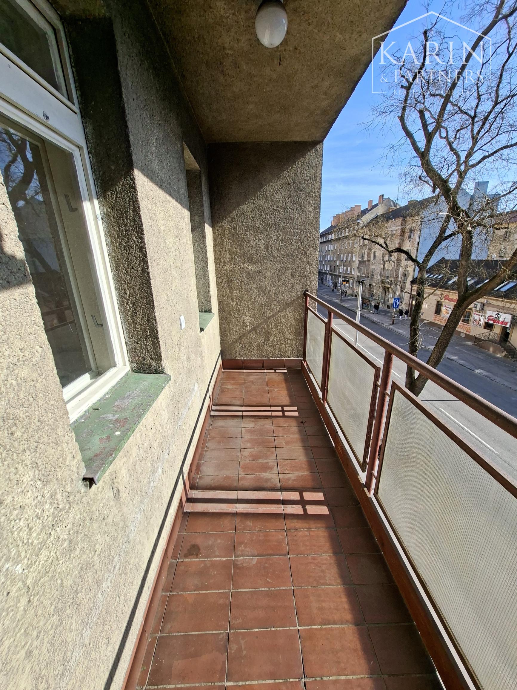 NA PRENÁJOM: 1 I. BYT 43 M2, BRATISLAVA - RUŽINOV - NIVY, ZÁHRADNICKÁ ULICA (PARKOVANIE VO DVORE MOŽNÁ), CENA: 650 €