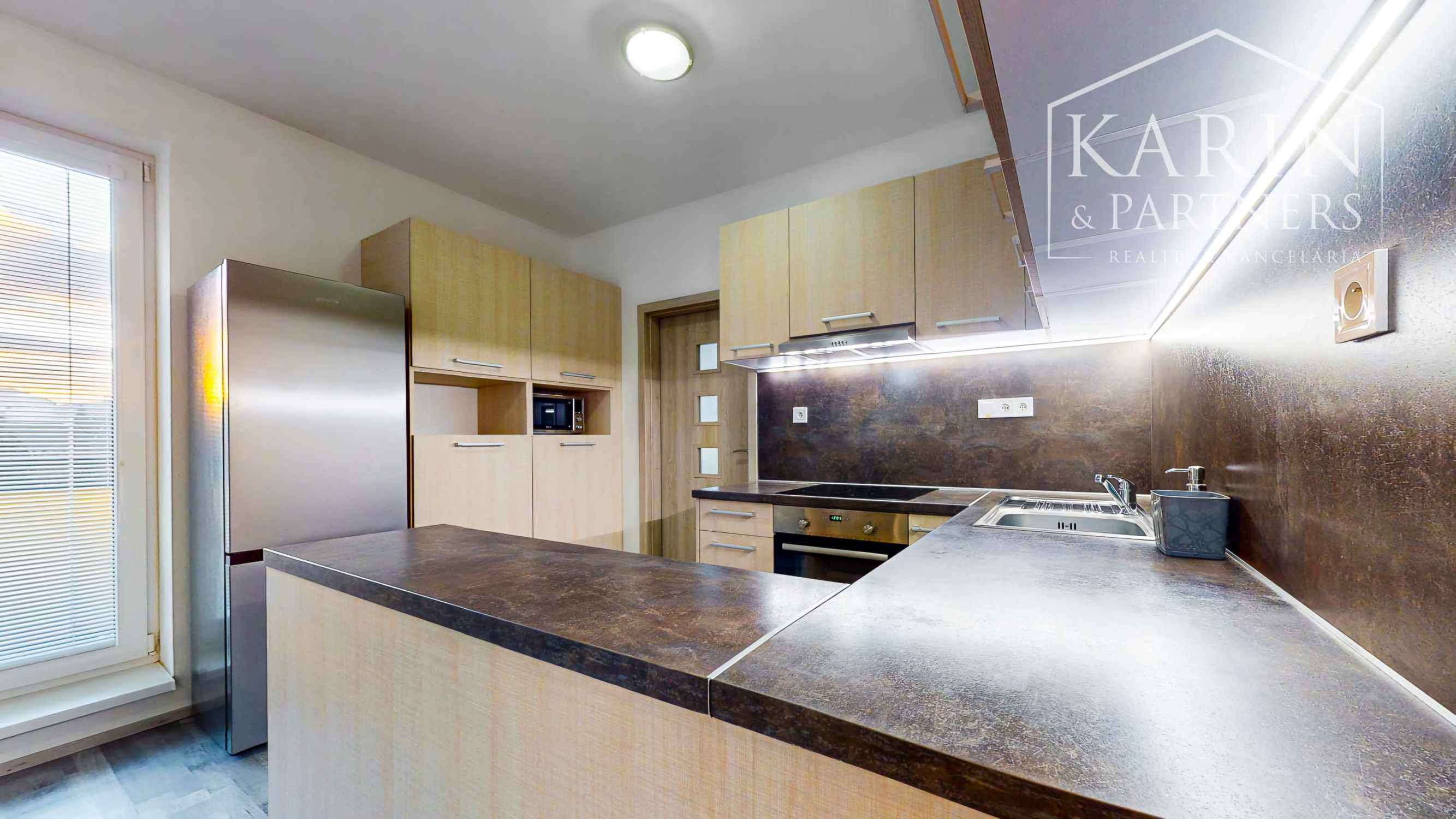 Štýlová novostavba v Kozárovciach – bývajte moderne s minimálnymi nákladmi!