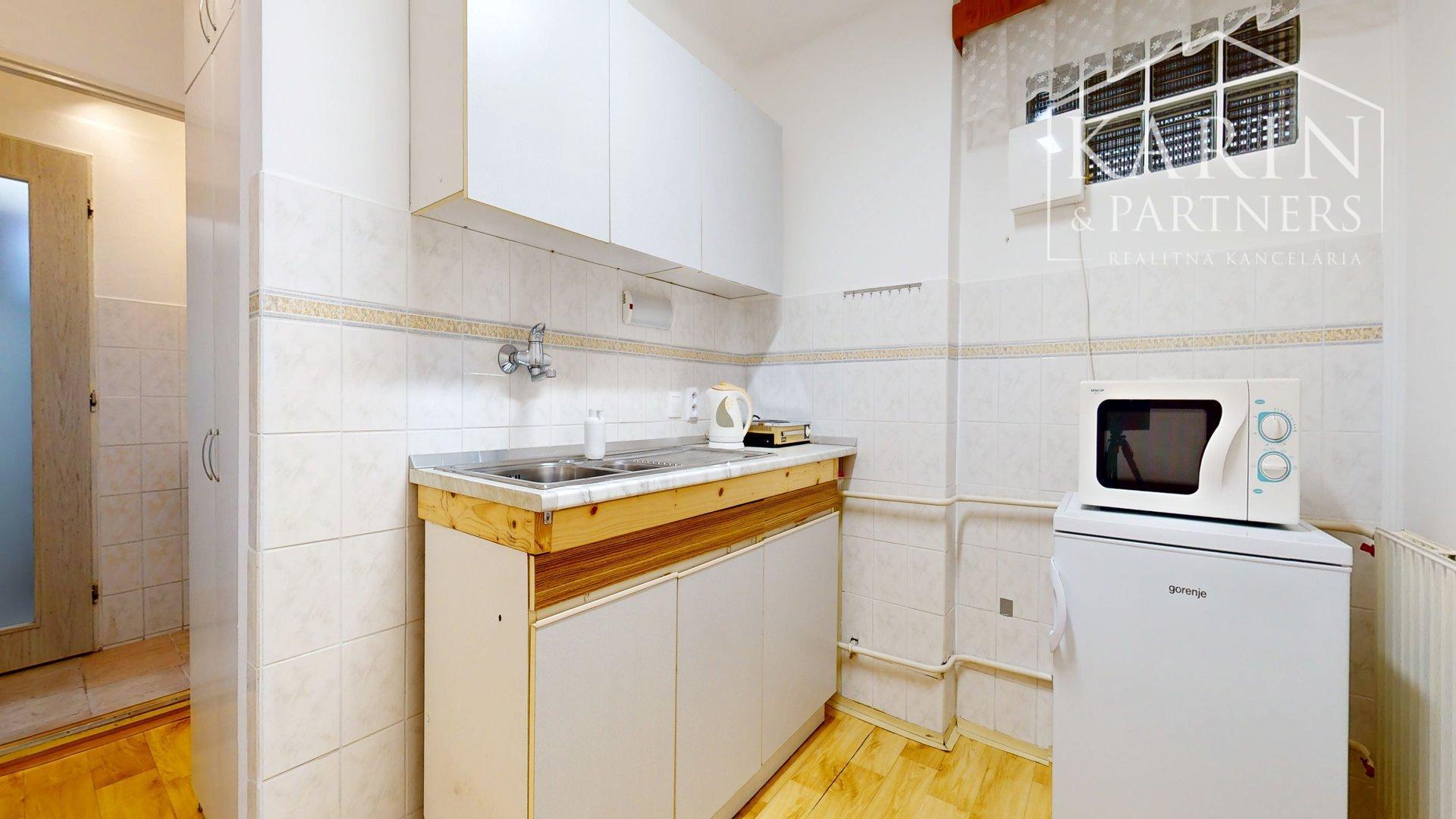 Bývajte a zarábajte na jednom mieste, pri termálnom kúpalisku