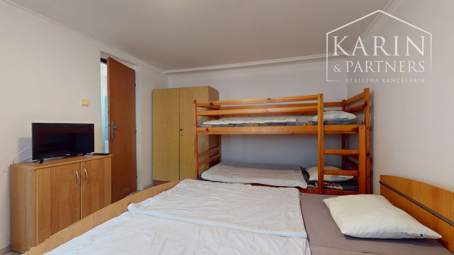 Bývajte a zarábajte na jednom mieste, pri termálnom kúpalisku