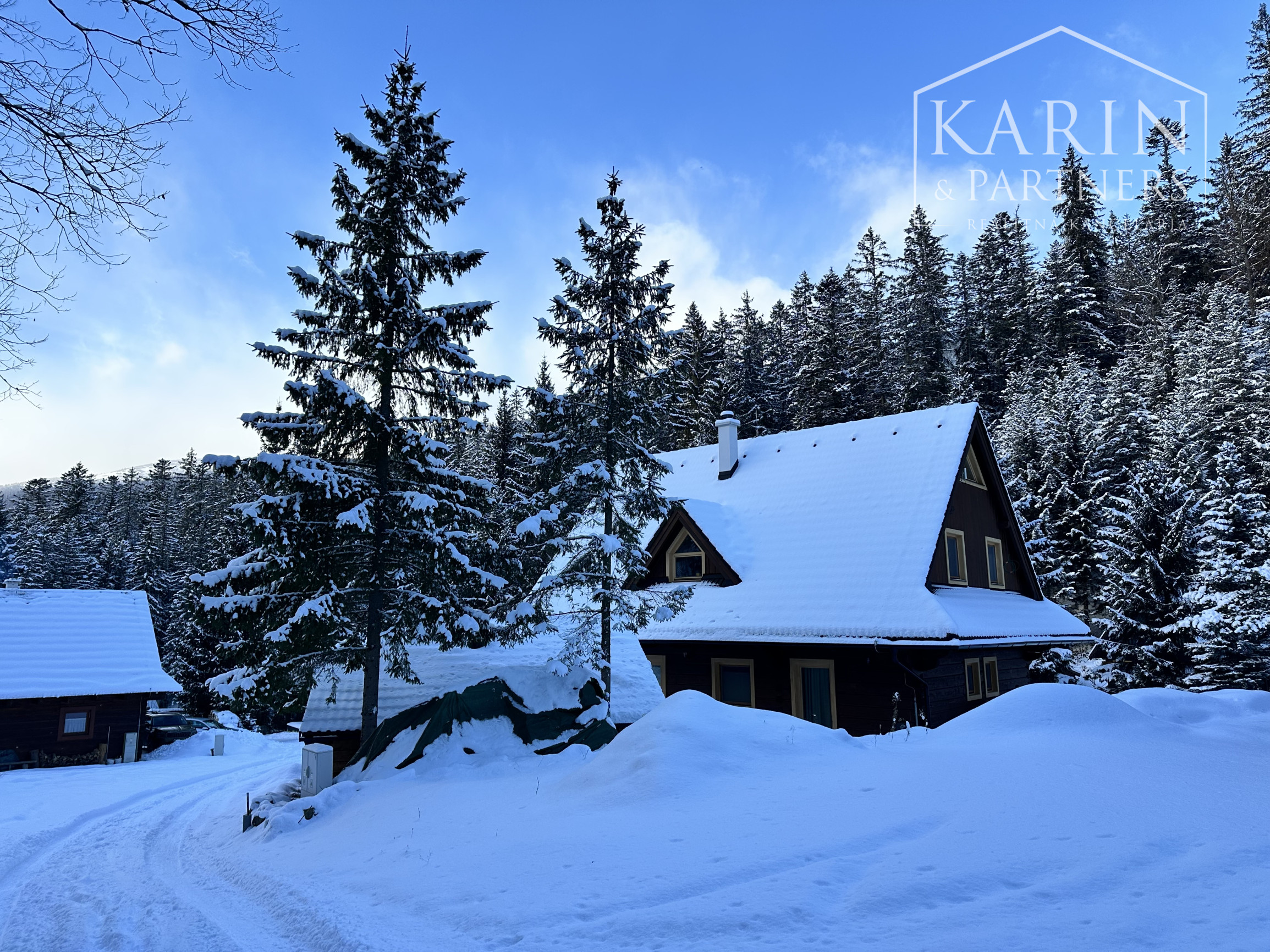 Rekreačná chata - v krásnom vysokohorskom prostredí v srdci Nízkych Tatier.