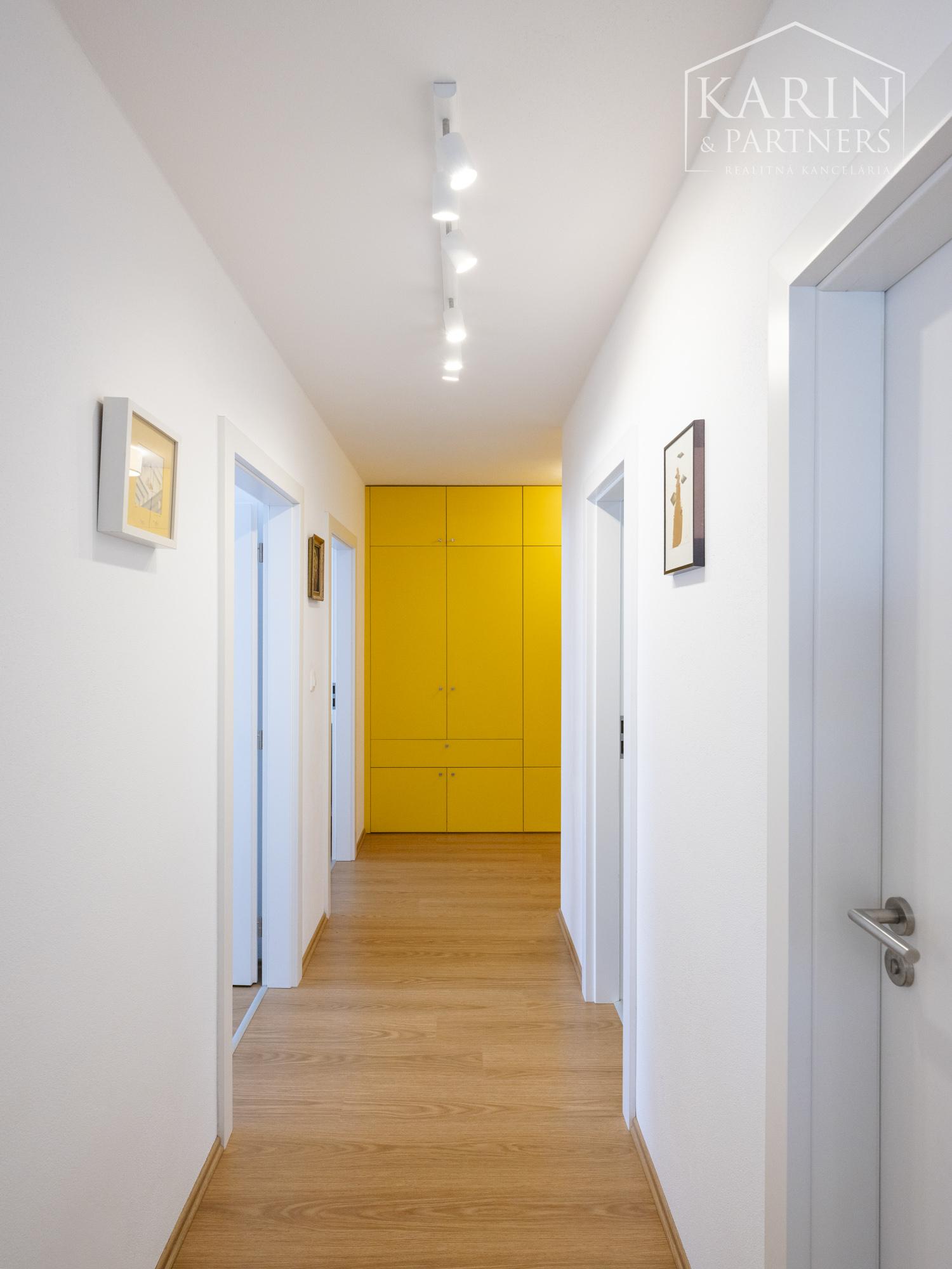 3-izbový byt s veľkou terasou, aký inde nenájdete