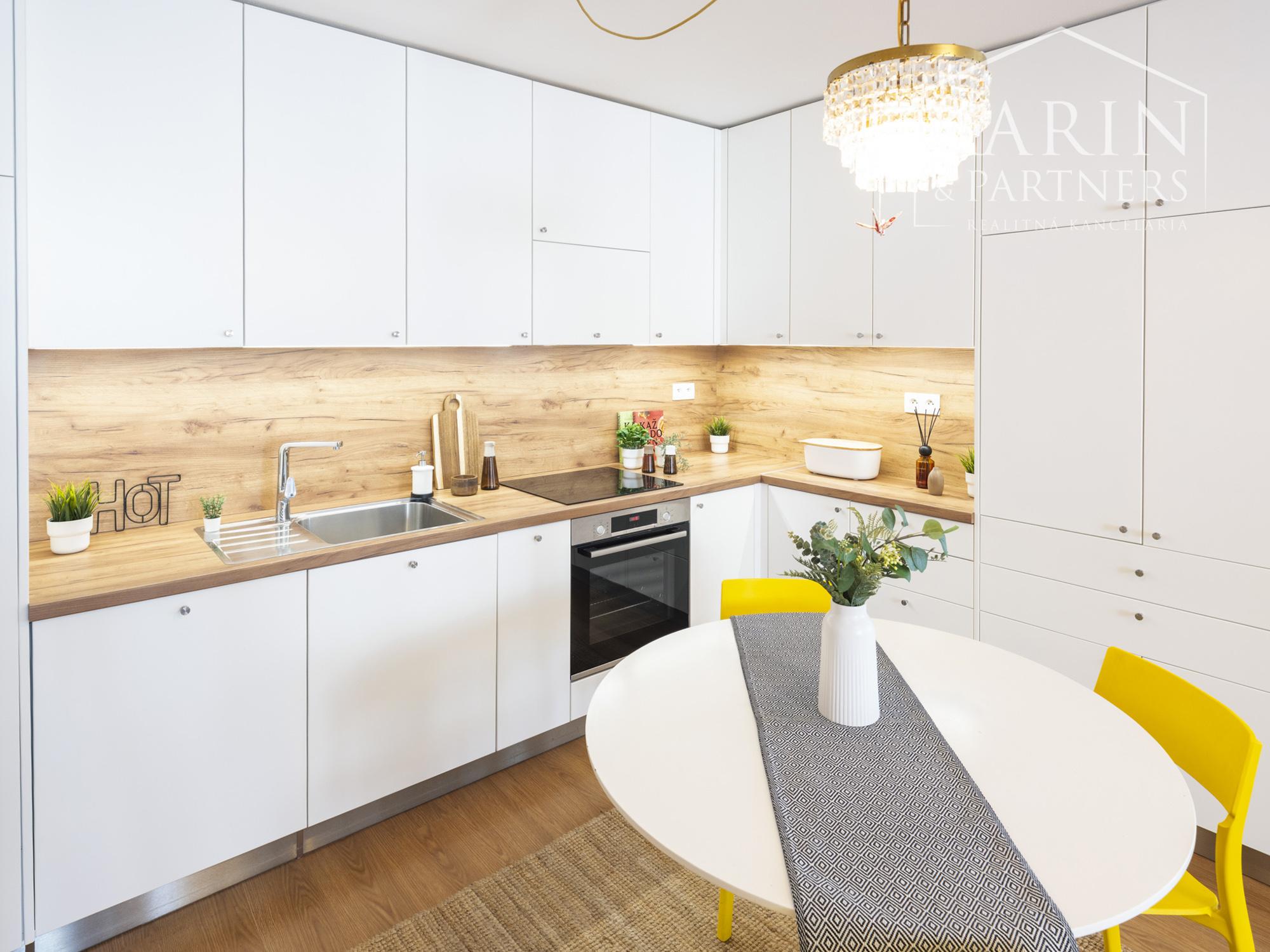 3-izbový byt s veľkou terasou, aký inde nenájdete