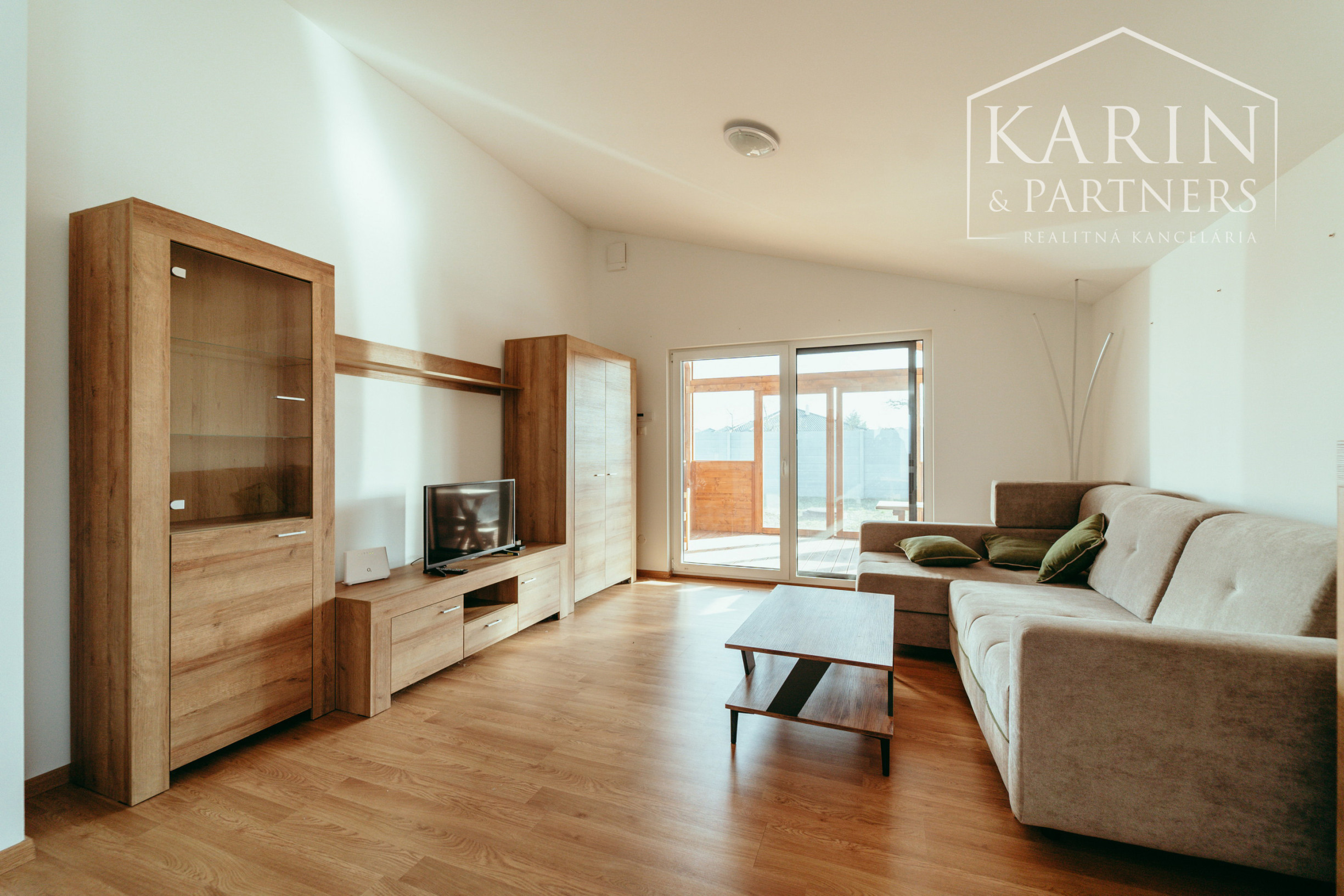 EXKLUZÍVNA 3-IZBOVÁ NOVOSTAVBA S TERASOU V PRIETRŽKE