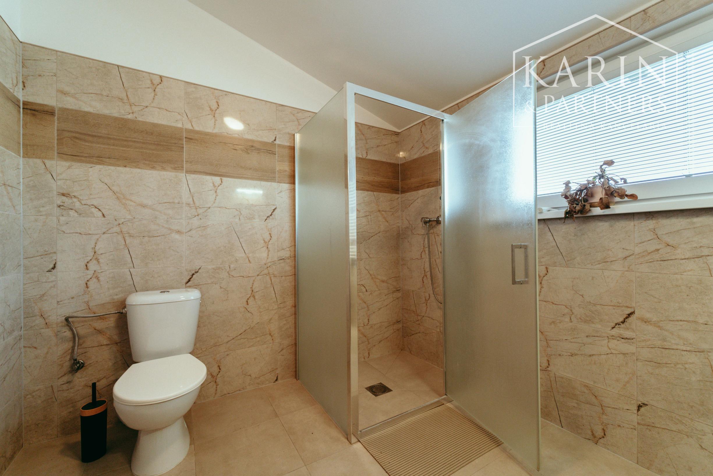 EXKLUZÍVNA 3-IZBOVÁ NOVOSTAVBA S TERASOU V PRIETRŽKE