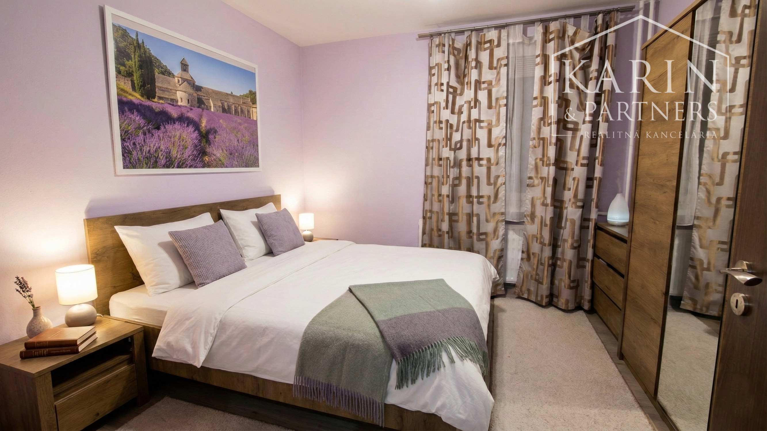 Exkluzívne Iba u Nás: Predáme zrekonštruovaný 3 izbový byt so šatníkom a balkónom, Šaľa