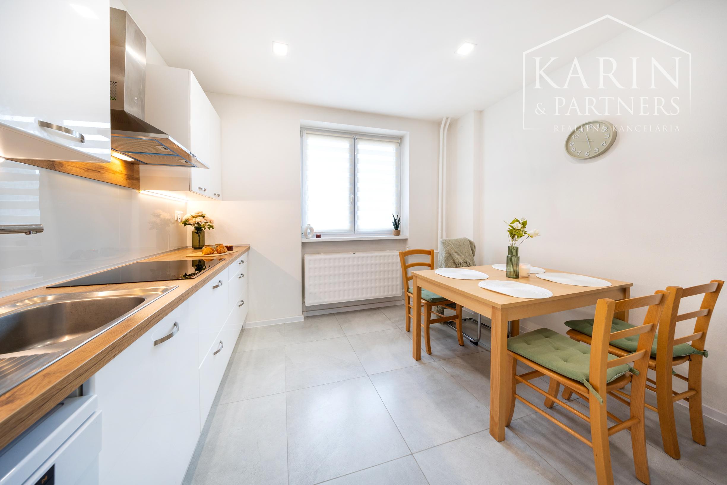 6-izbový rodinný dom s viacúčelovým veľkým pozemkom – Ivanka pri Nitre, len 10 minút od mesta Nitra