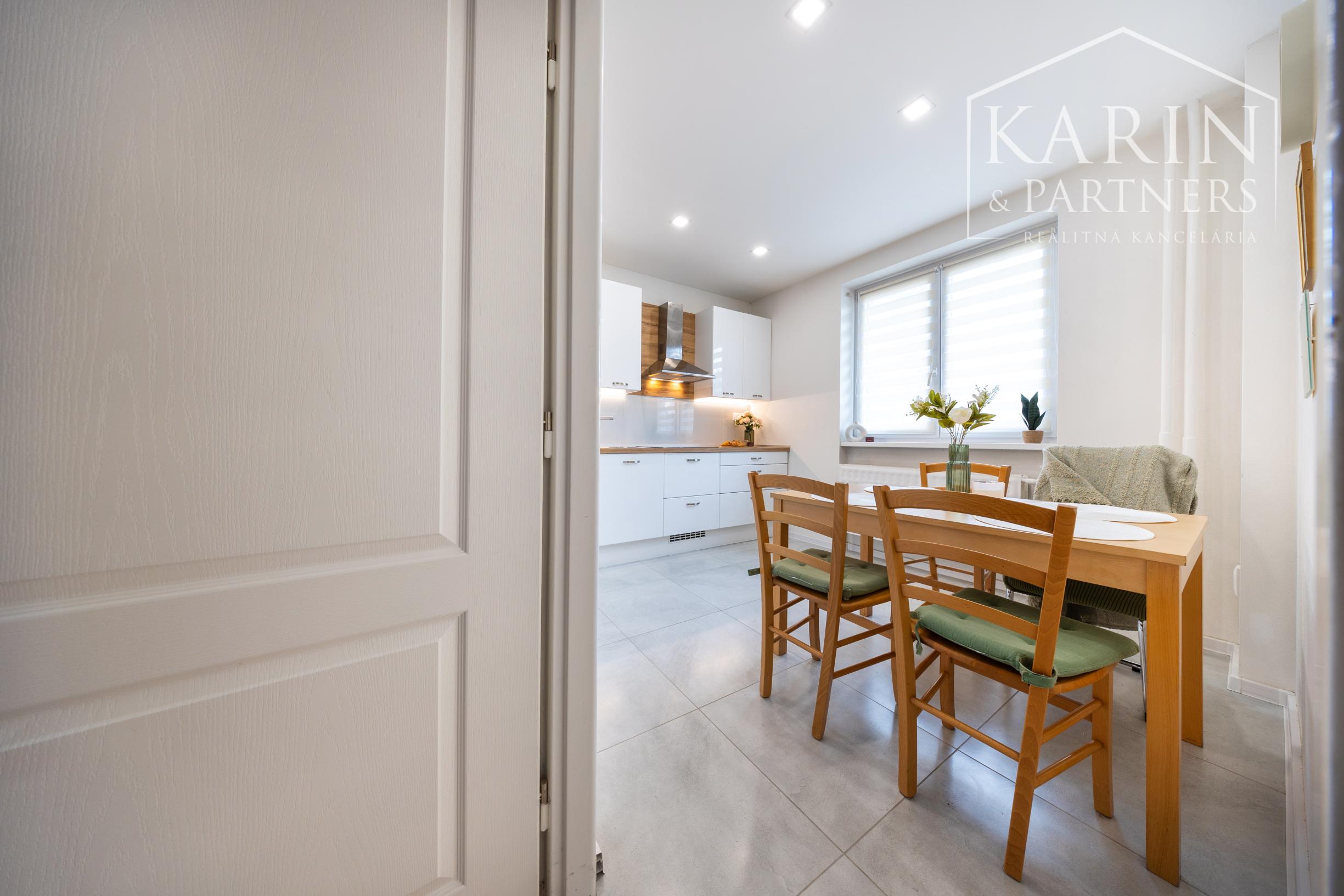 6-izbový rodinný dom s viacúčelovým veľkým pozemkom – Ivanka pri Nitre, len 10 minút od mesta Nitra