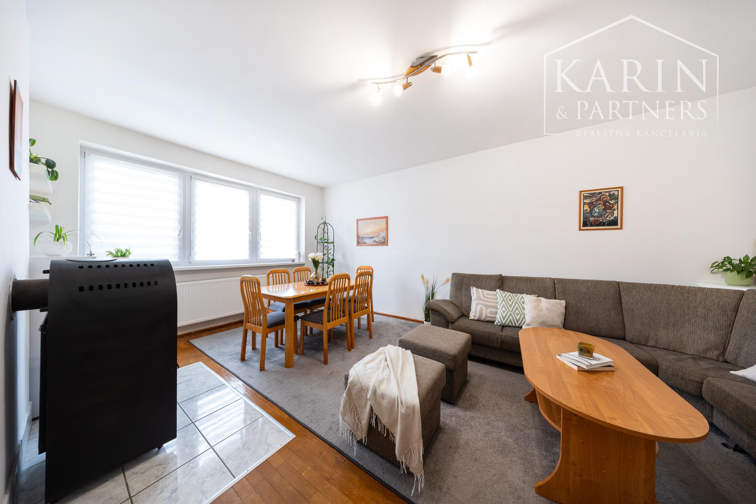 6-izbový rodinný dom s viacúčelovým veľkým pozemkom – Ivanka pri Nitre, len 10 minút od mesta Nitra