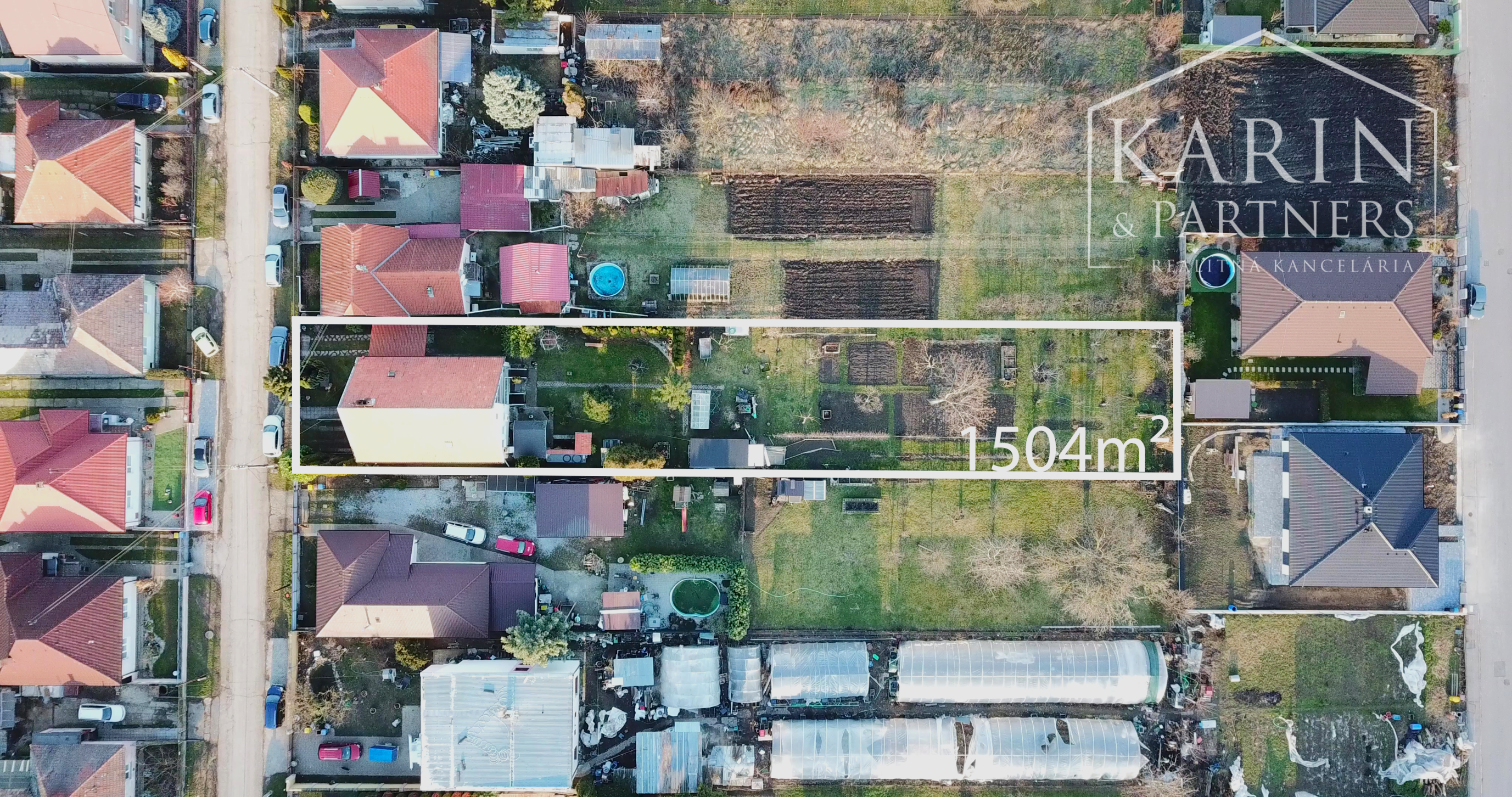 6-izbový rodinný dom s viacúčelovým veľkým pozemkom – Ivanka pri Nitre, len 10 minút od mesta Nitra