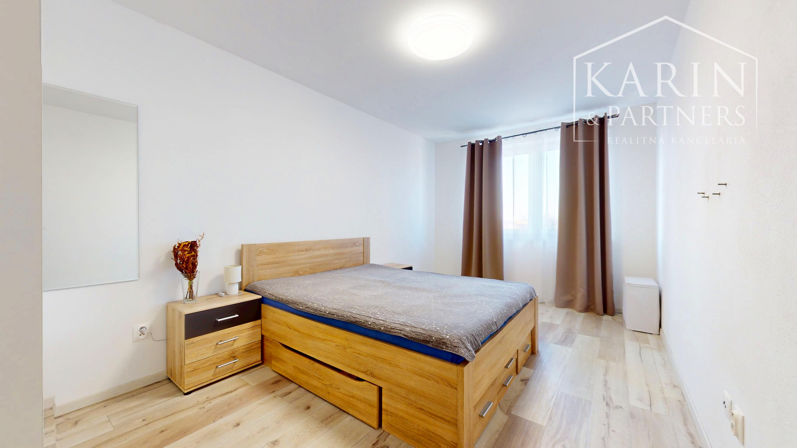 3-izbový byt s atmosférou rodinného domu, terasou a podkrovím