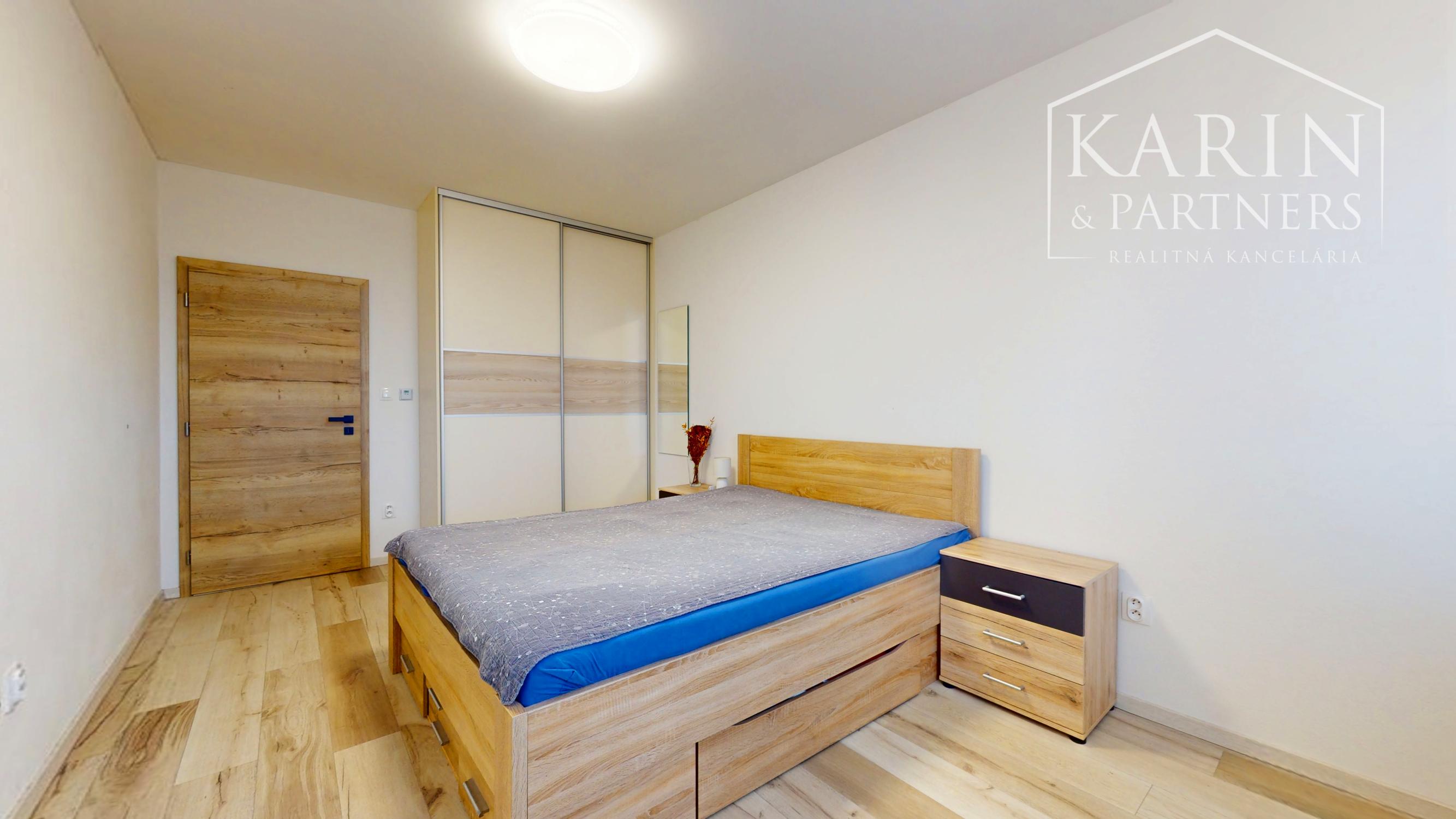 3-izbový byt s atmosférou rodinného domu, terasou a podkrovím