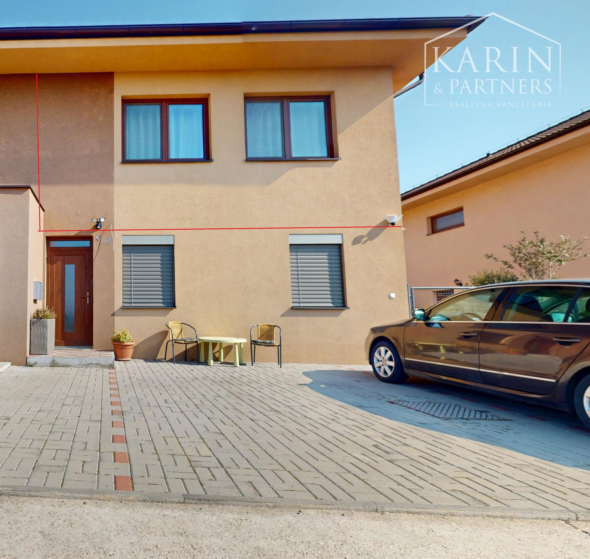 3-izbový byt s atmosférou rodinného domu, terasou a podkrovím