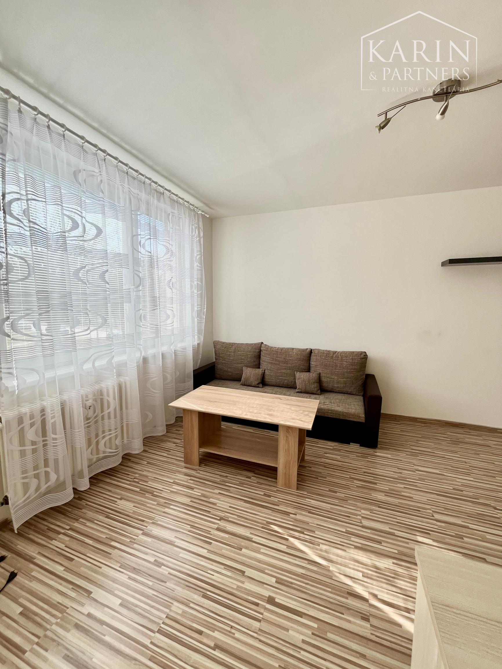 NA PRENÁJOM ZARIADENÝ 1i BYT V MESTE SKALICA