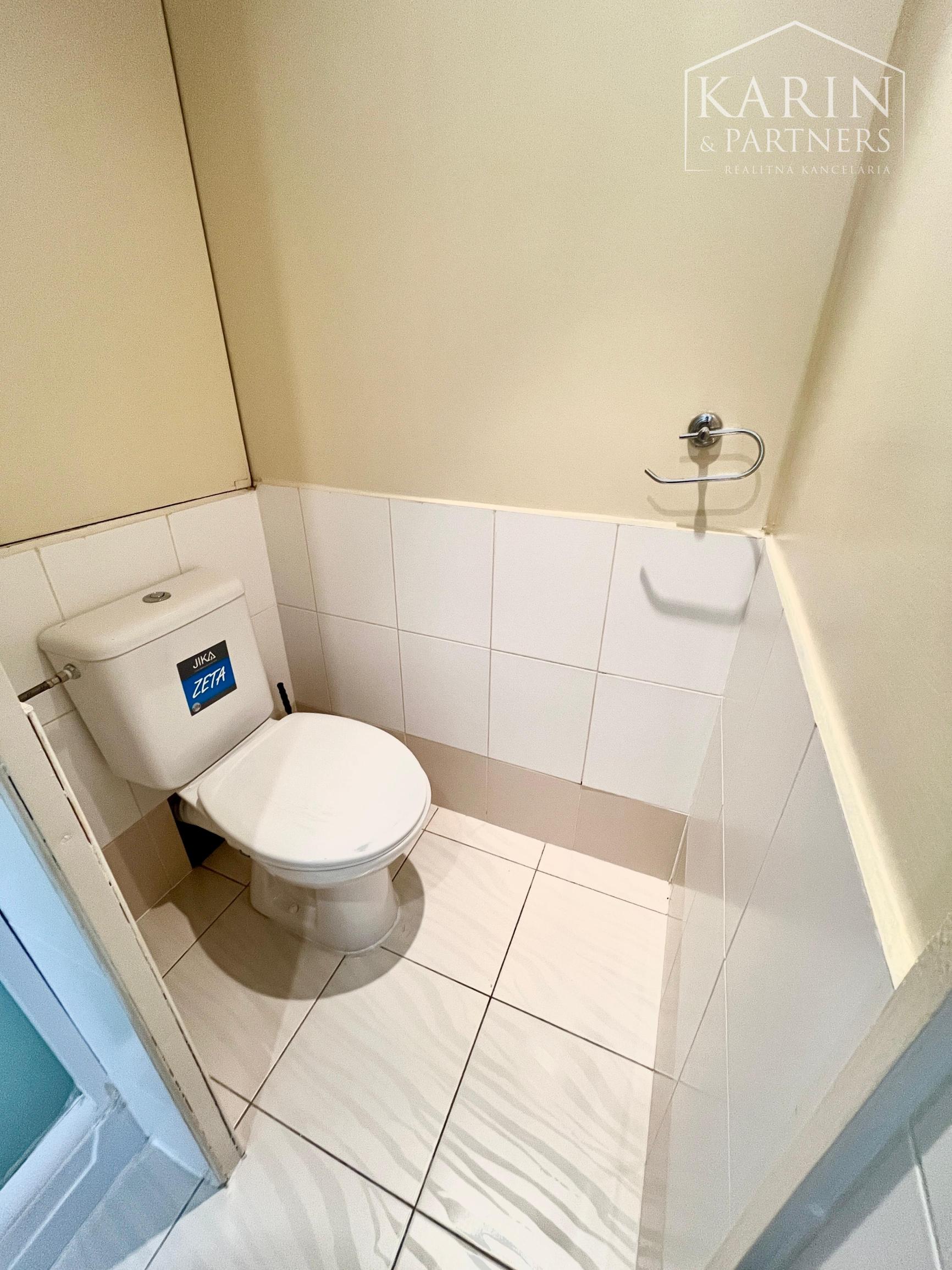 NA PRENÁJOM ZARIADENÝ 1i BYT V MESTE SKALICA