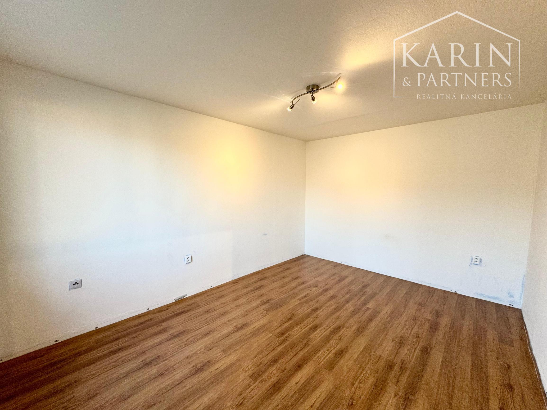 1-IZBÁK SKALICA (SNP) NA PREDAJ