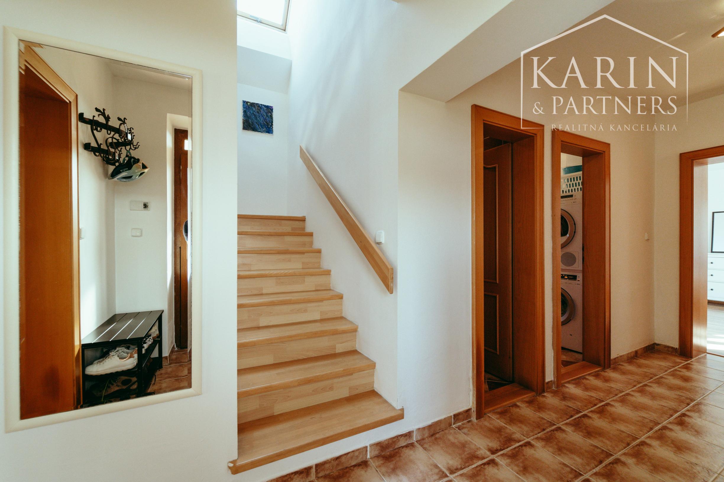 5i vidiecky RD po kompletnej rekonštrukcii v tichej časti obce Borský Mikuláš