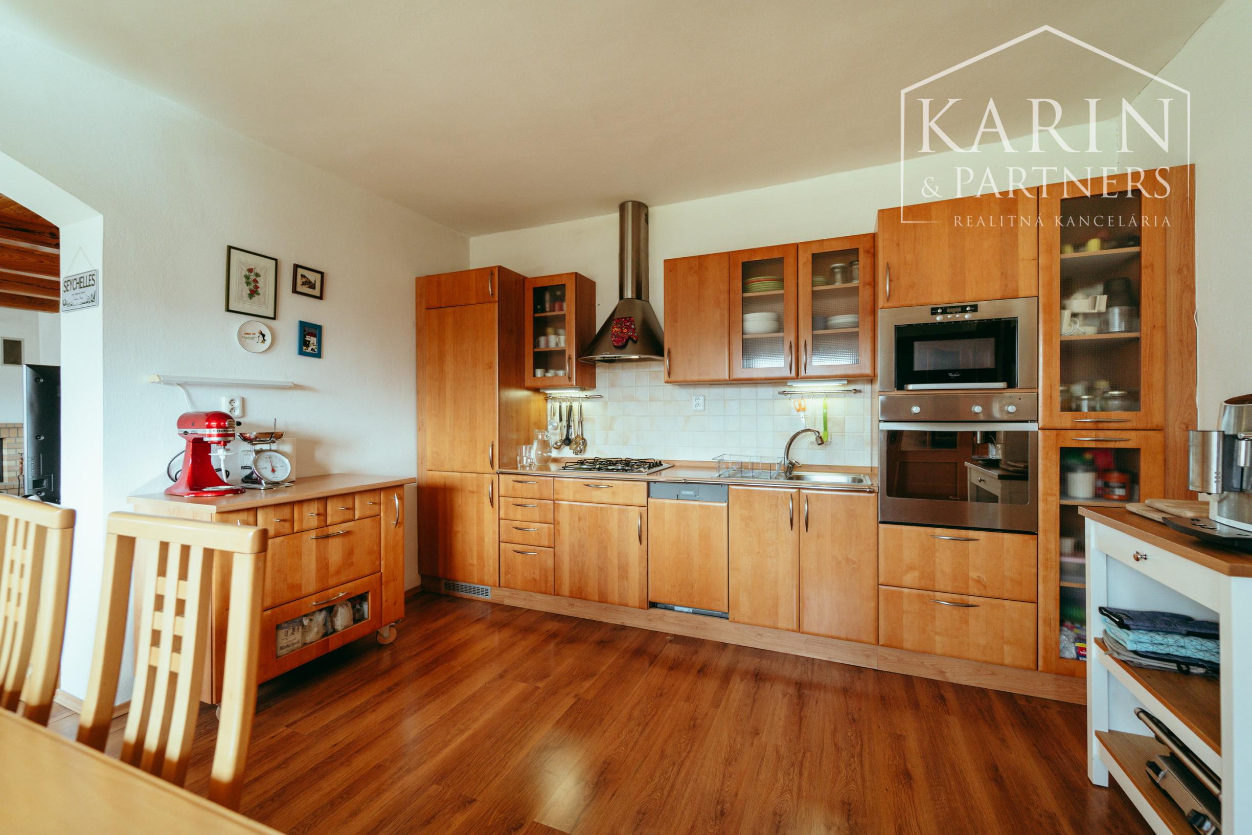 5i vidiecky RD po kompletnej rekonštrukcii v tichej časti obce Borský Mikuláš