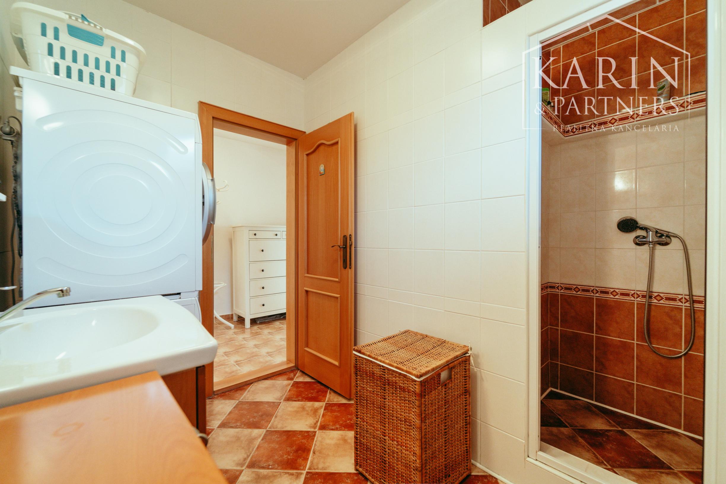 5i vidiecky RD po kompletnej rekonštrukcii v tichej časti obce Borský Mikuláš