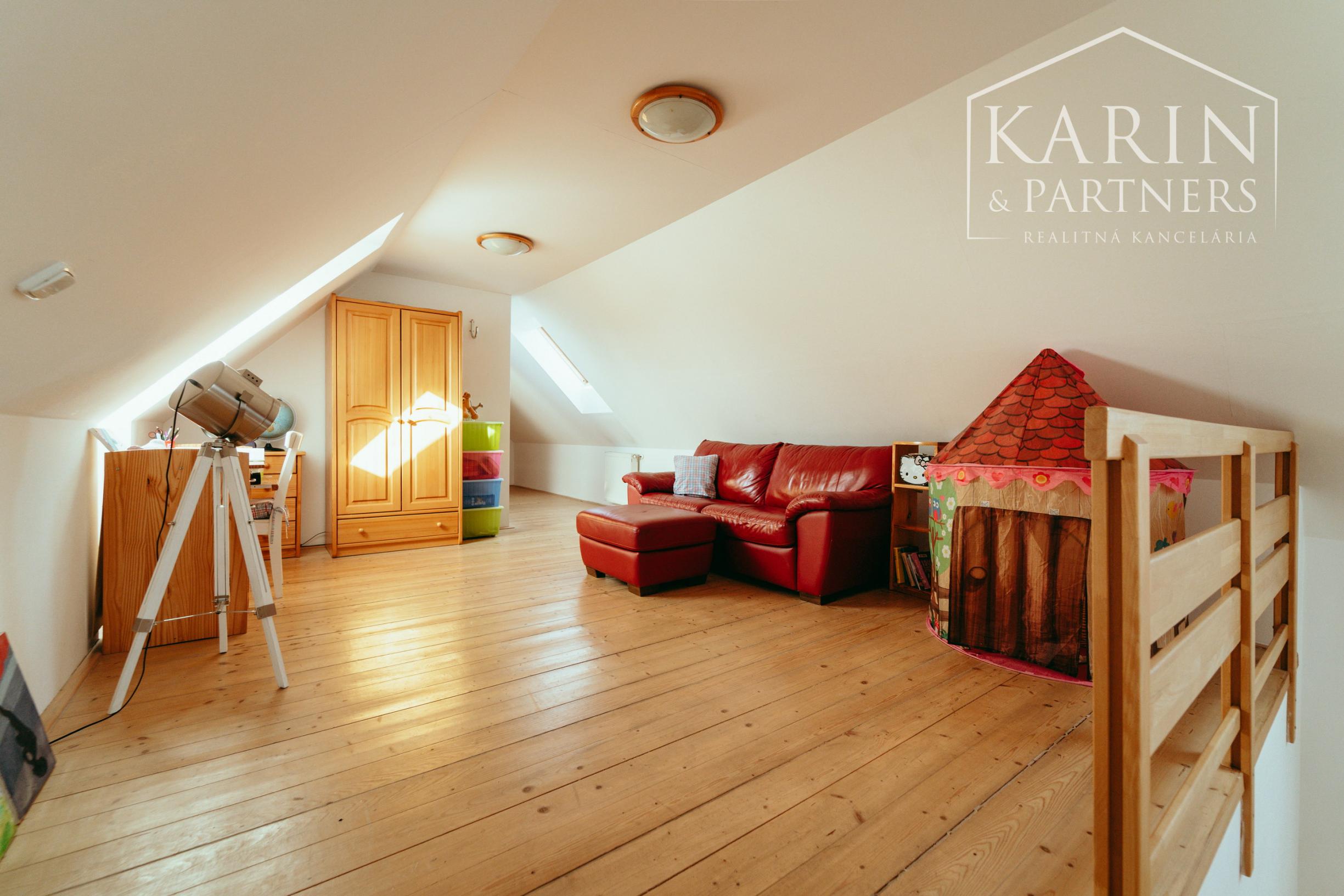 5i vidiecky RD po kompletnej rekonštrukcii v tichej časti obce Borský Mikuláš