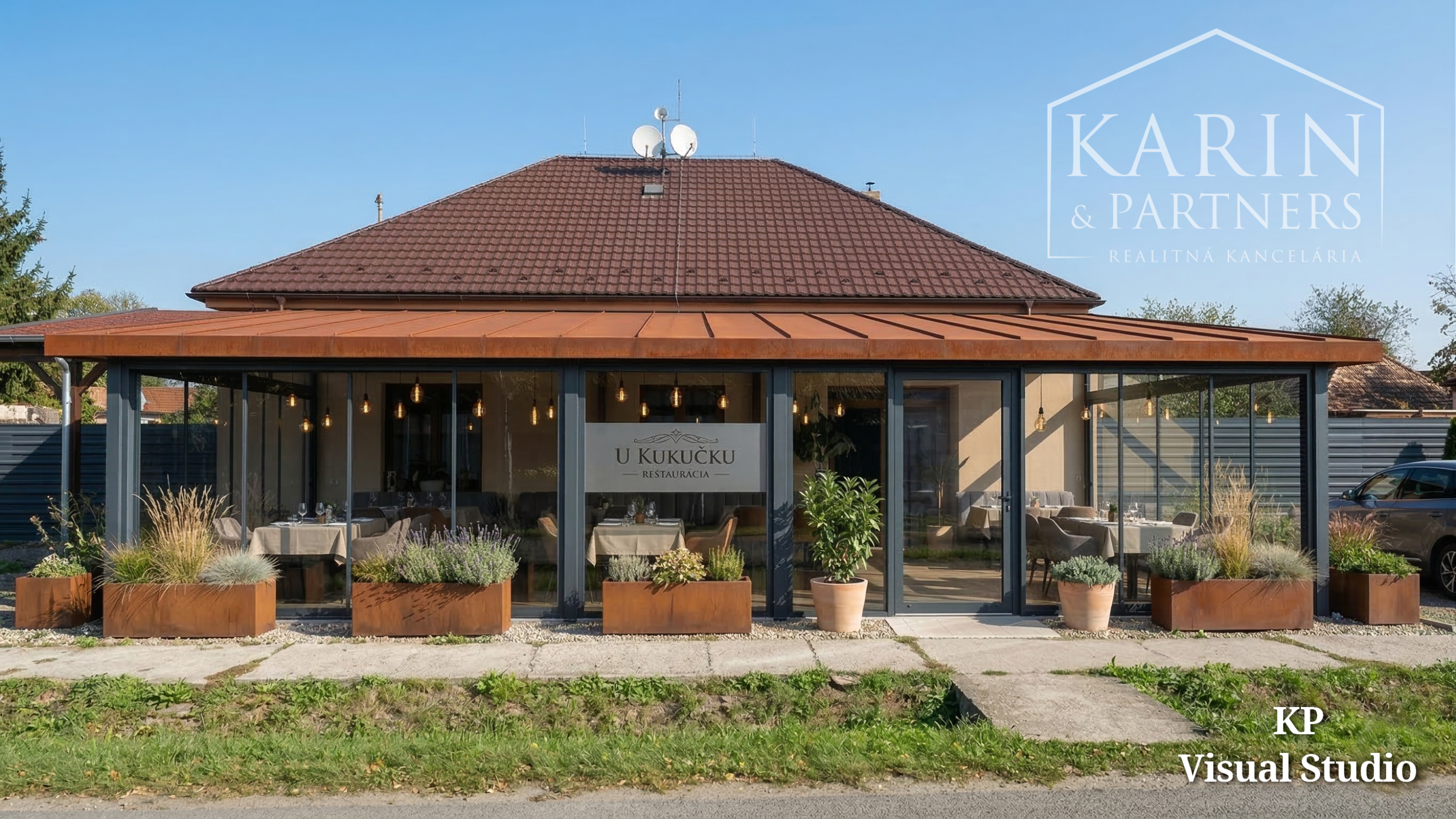 NA PREDAJ-Prevádzková budova+3i byt v centre obce Palárikovo